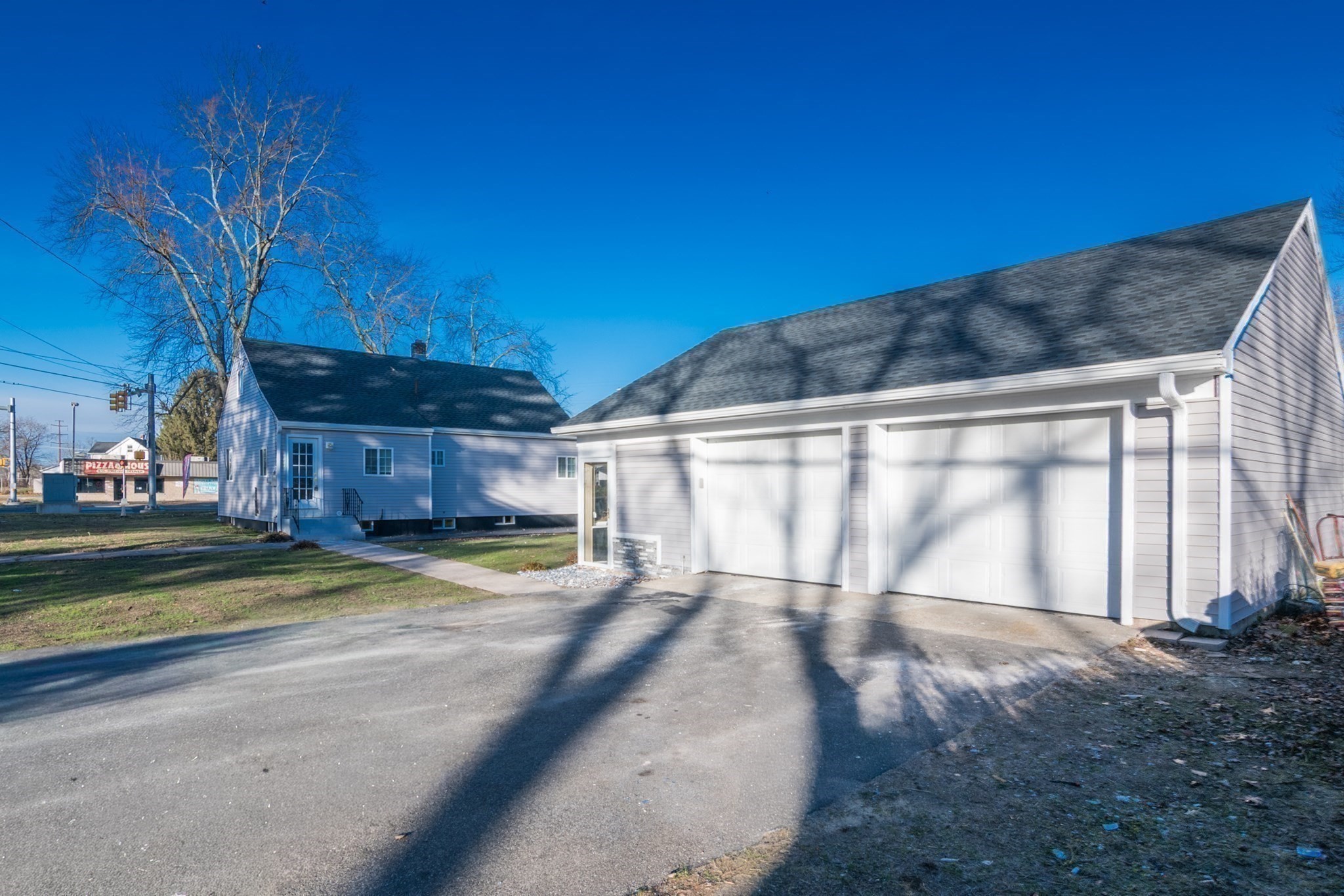 2085 Memorial Drive, South Hadley, MA 01075 - Image 14