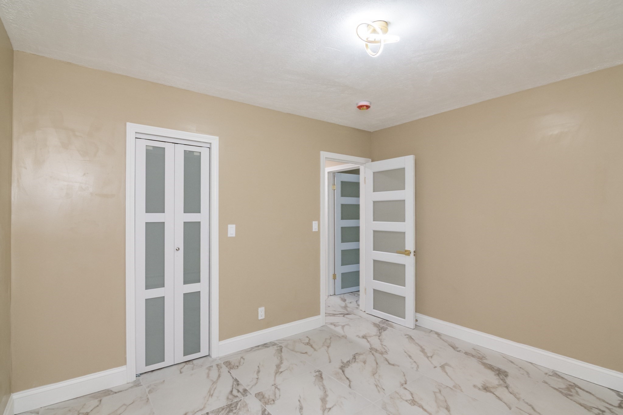 2085 Memorial Drive, South Hadley, MA 01075 - Image 25