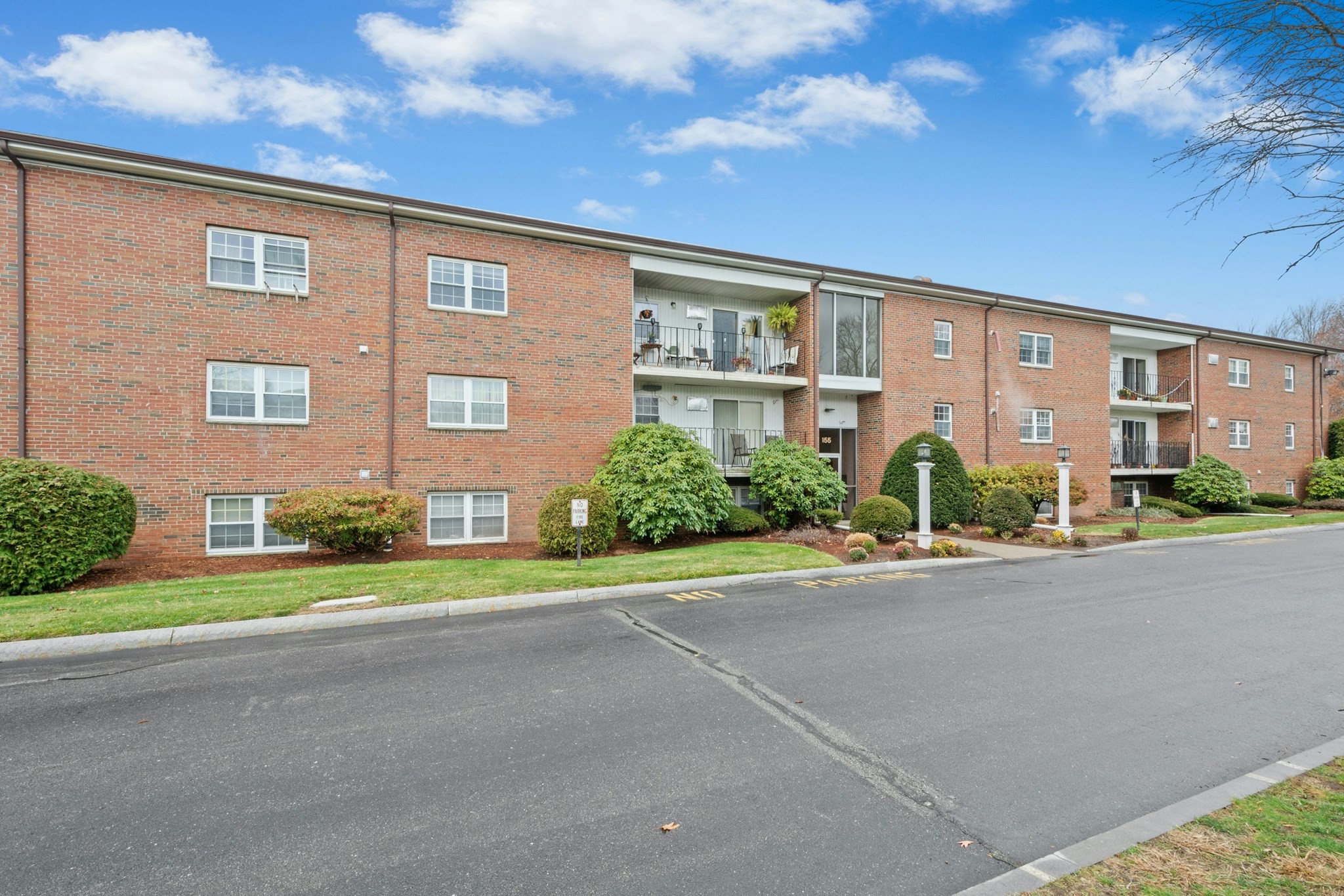 155 Milk St Unit 5, Westborough, MA 01581