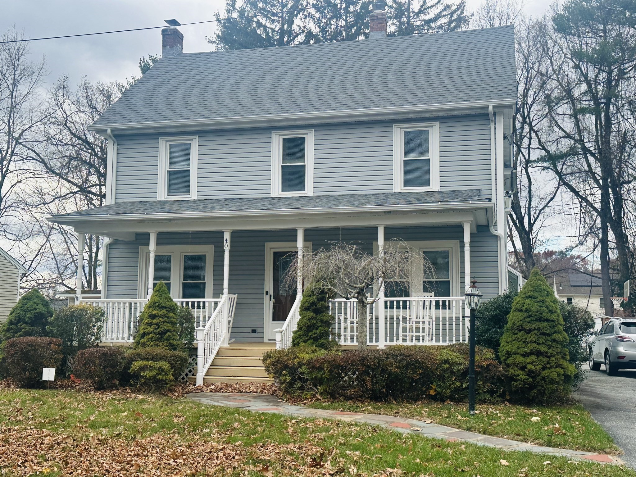 40 Peekskill Ave, Springfield, MA 01129