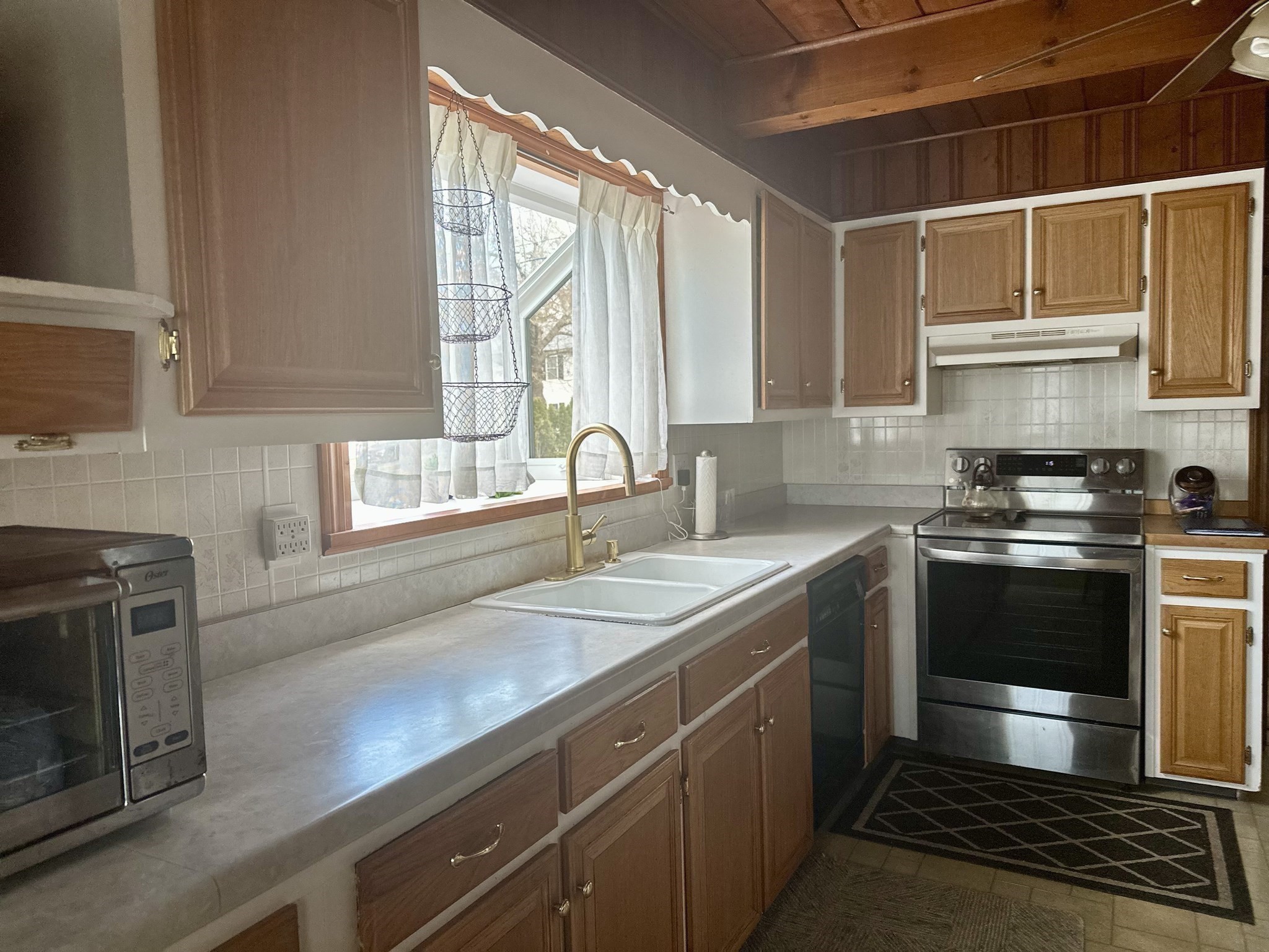 40 Peekskill Ave, Springfield, MA 01129 - Image 3