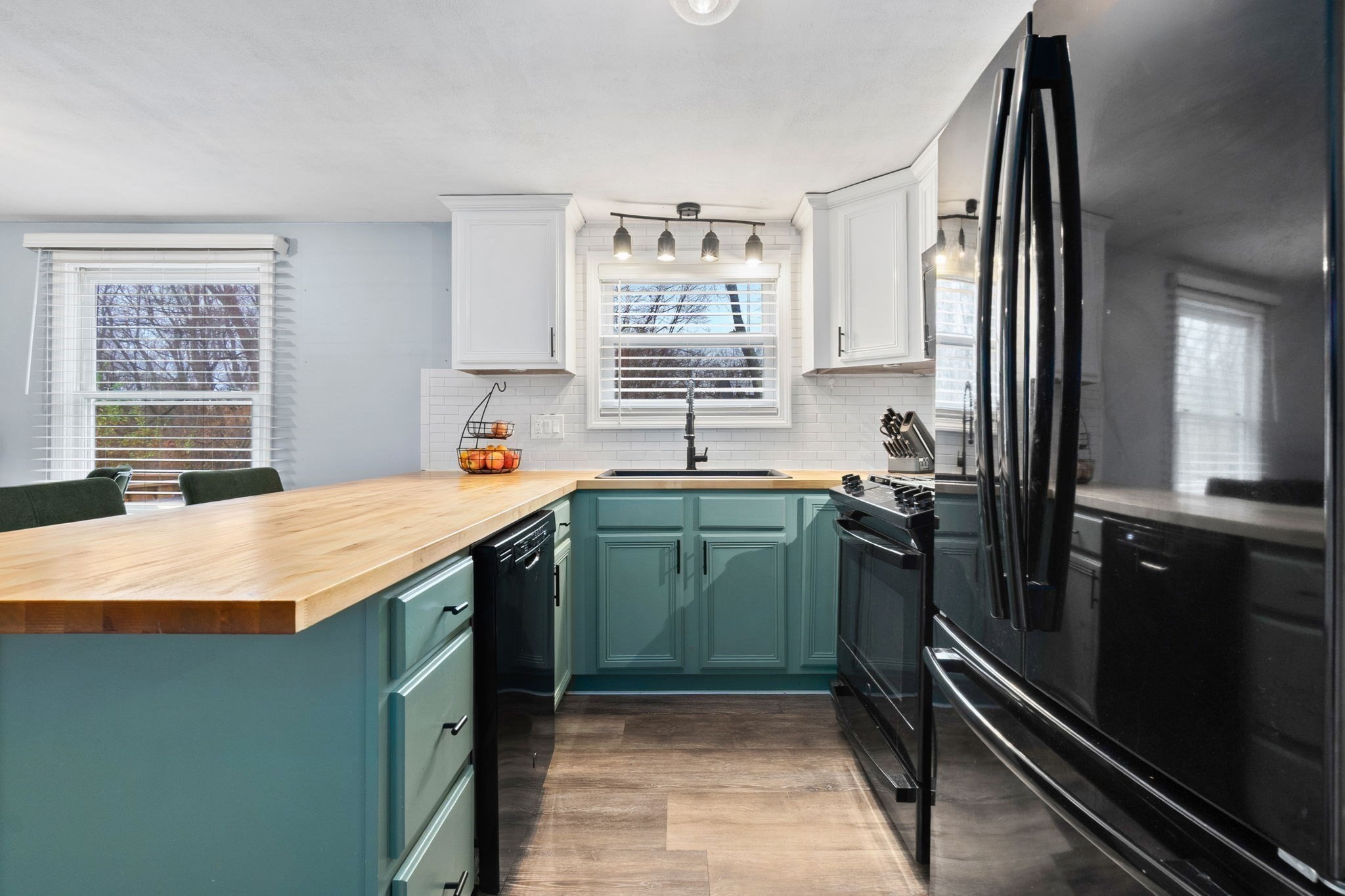 57 Glenwood St, North Andover, MA 01845 - Image 6