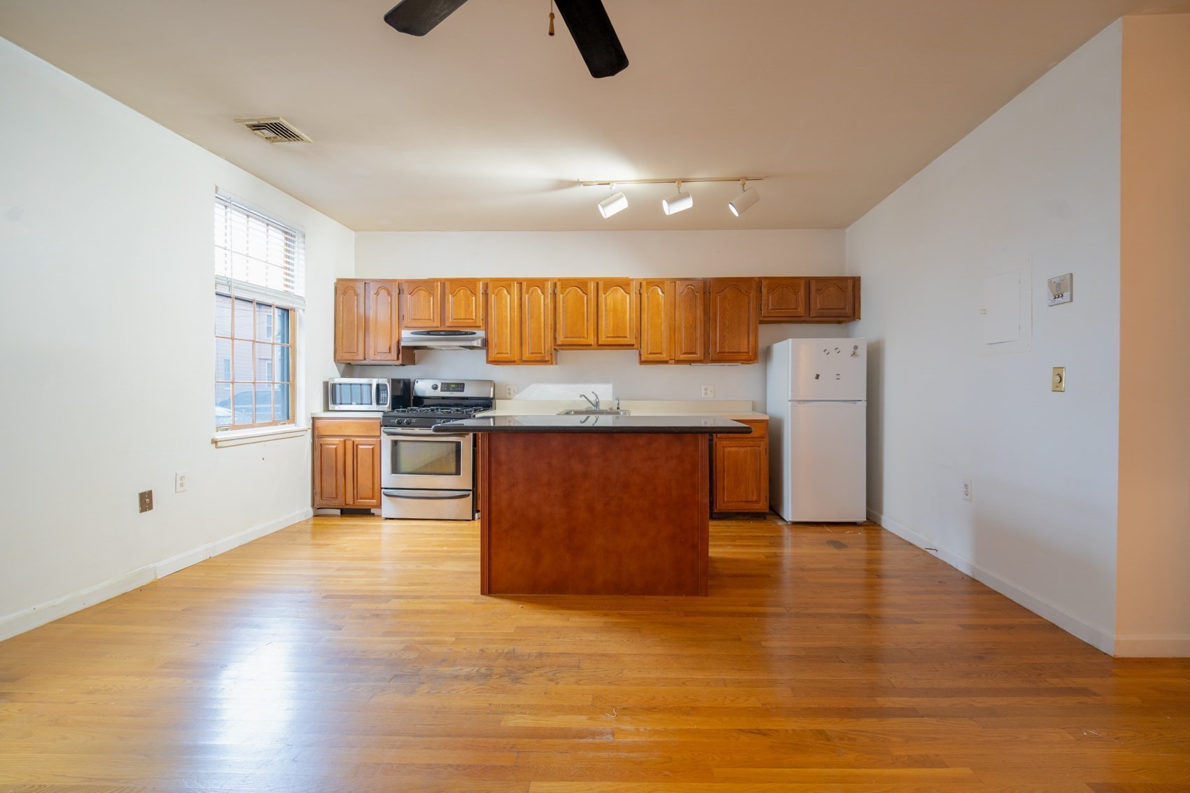 74 Gilman St Unit 1, Somerville, MA 02145 - Image 7
