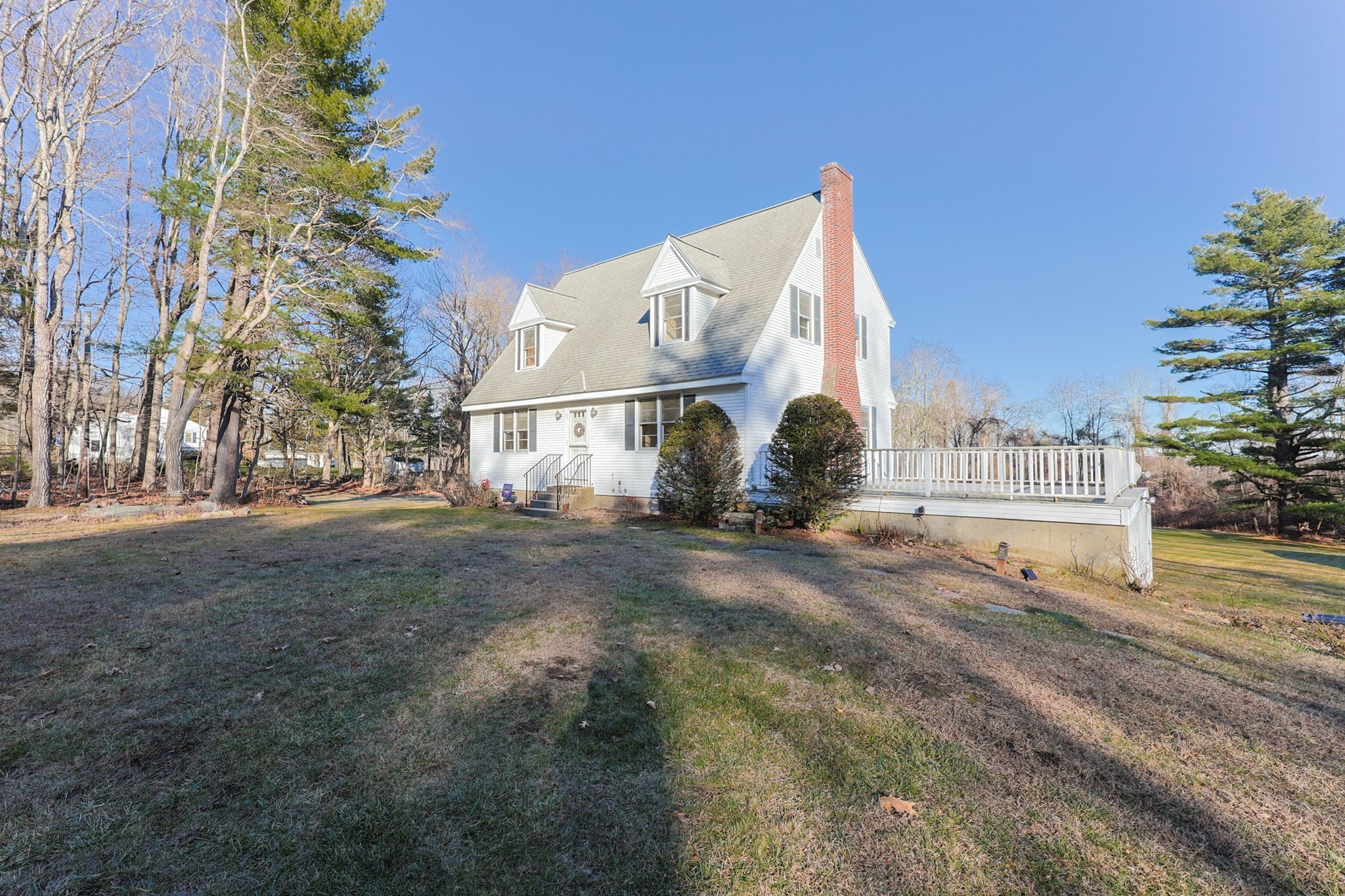 127 Glenview St, Upton, MA 01568 - Image 2