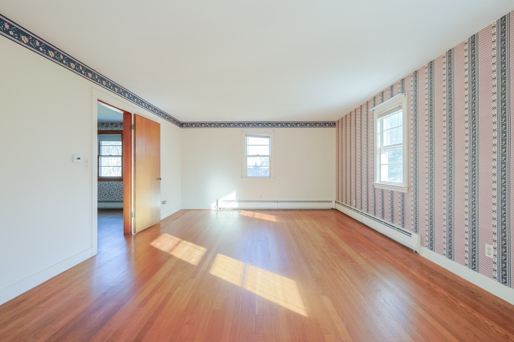 127 Glenview St, Upton, MA 01568 - Image 15