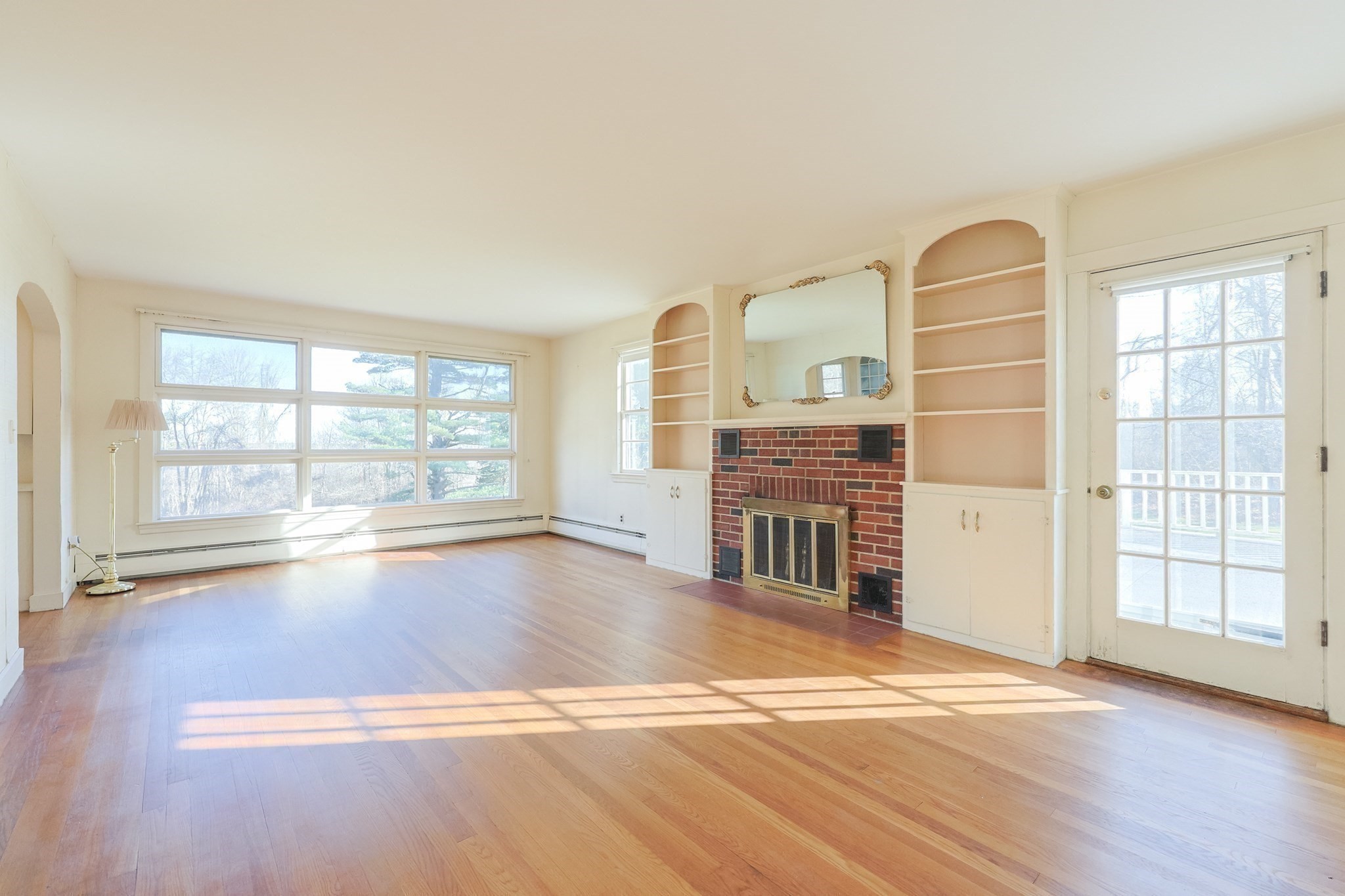 127 Glenview St, Upton, MA 01568 - Image 9