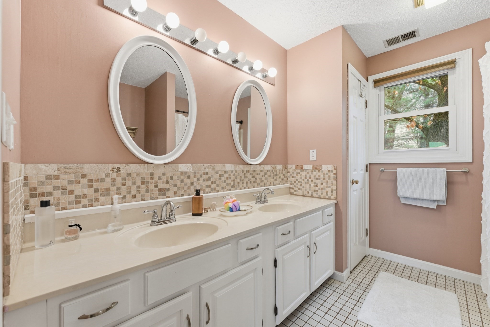 200 Lambert Terrace Unit 2, Chicopee, MA 01020 - Image 26