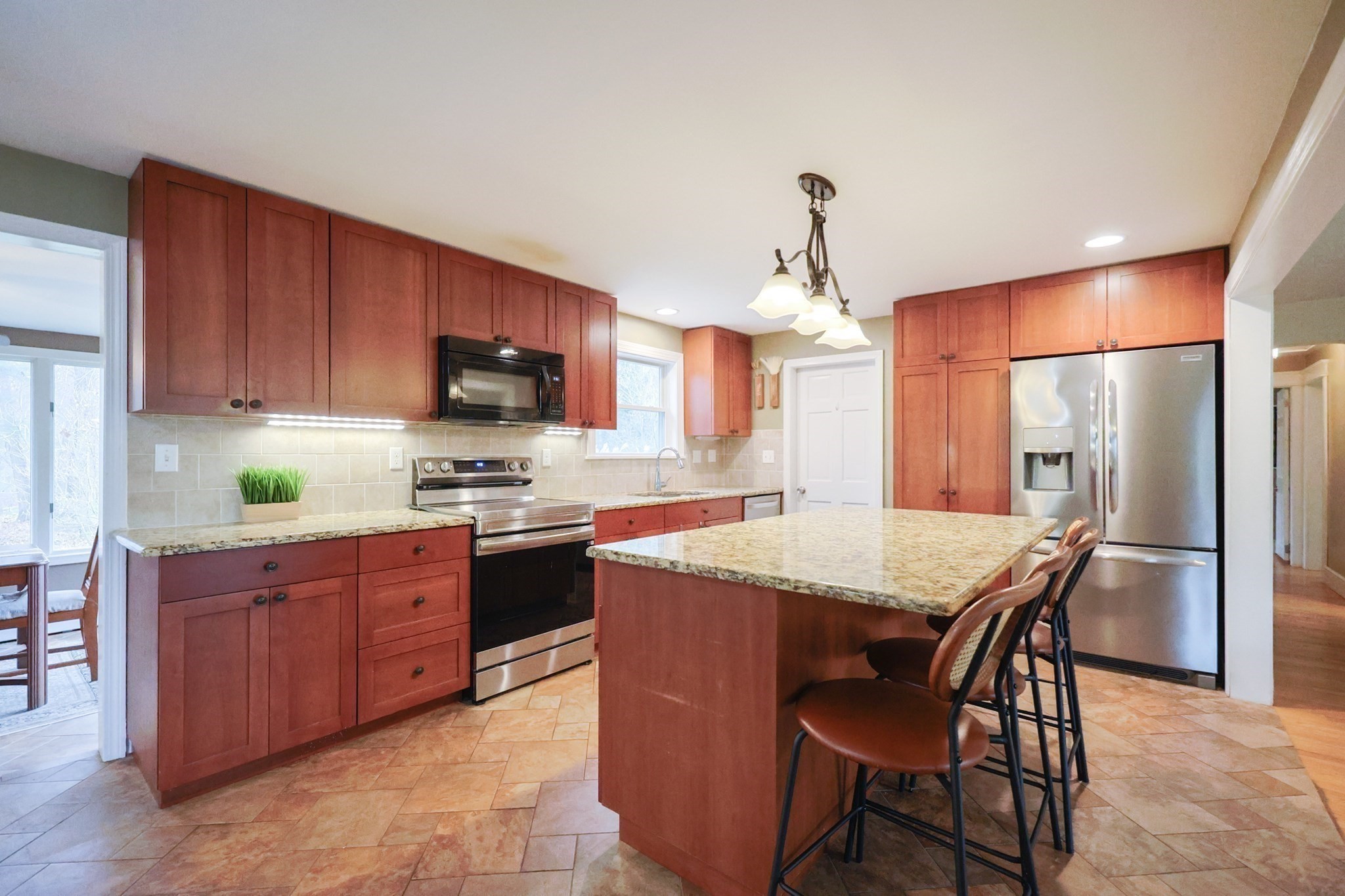 107 Birchwood Dr, North Attleboro, MA 02760 - Image 7