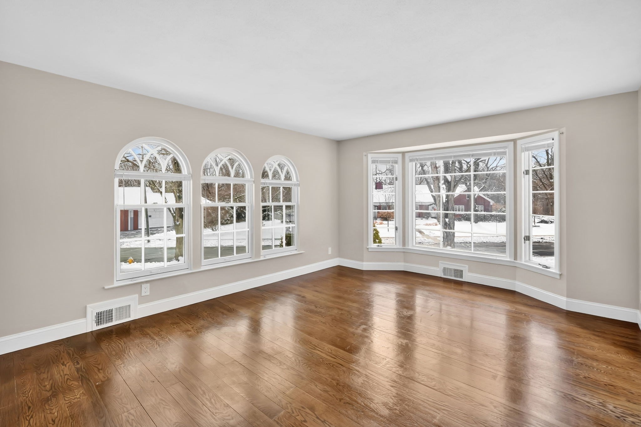 24 Cunningham St, Springfield, MA 01107 - Image 24