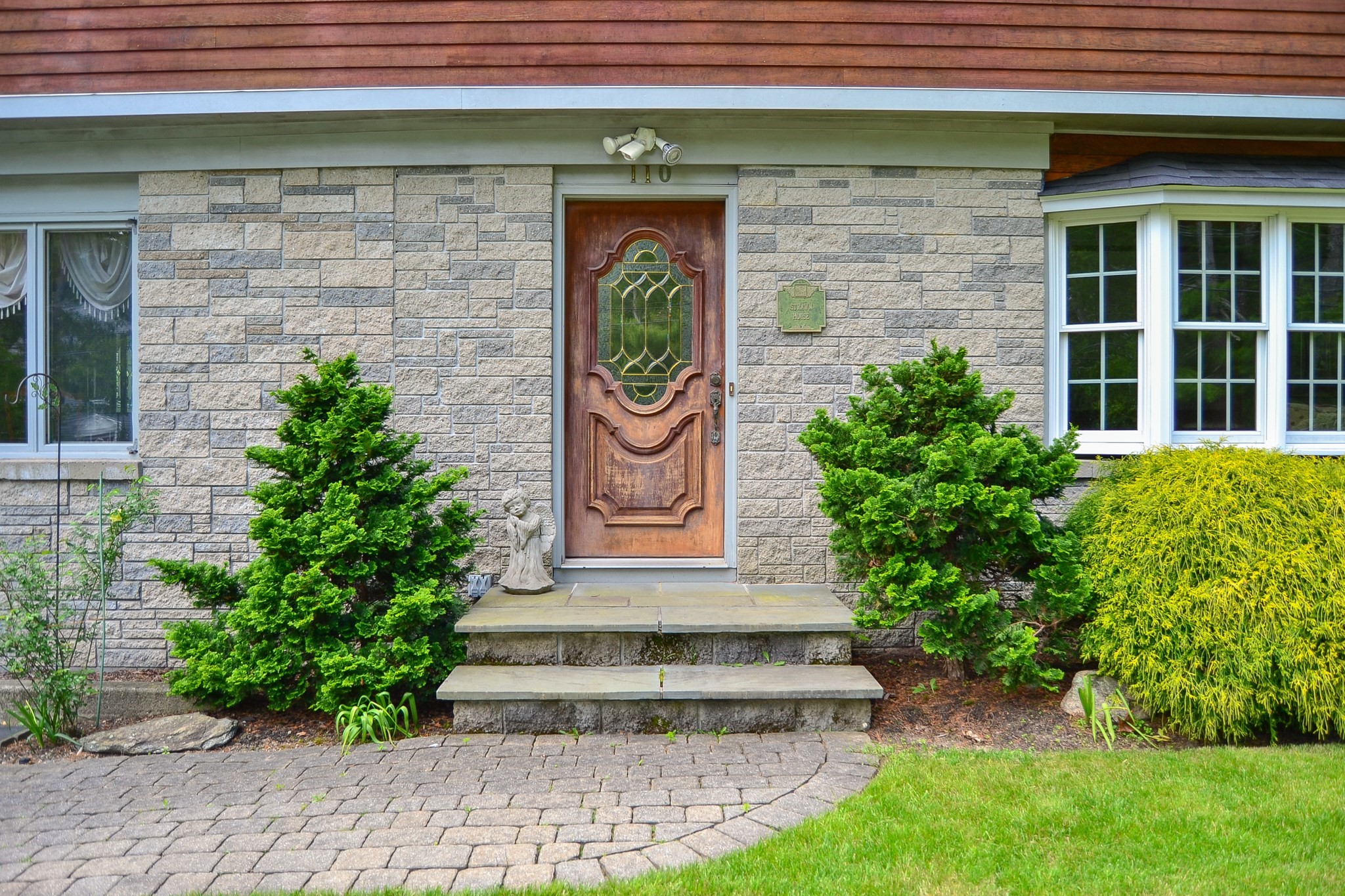 110 Mayflower Ridge Dr, Wareham, MA 02571 - Image 3