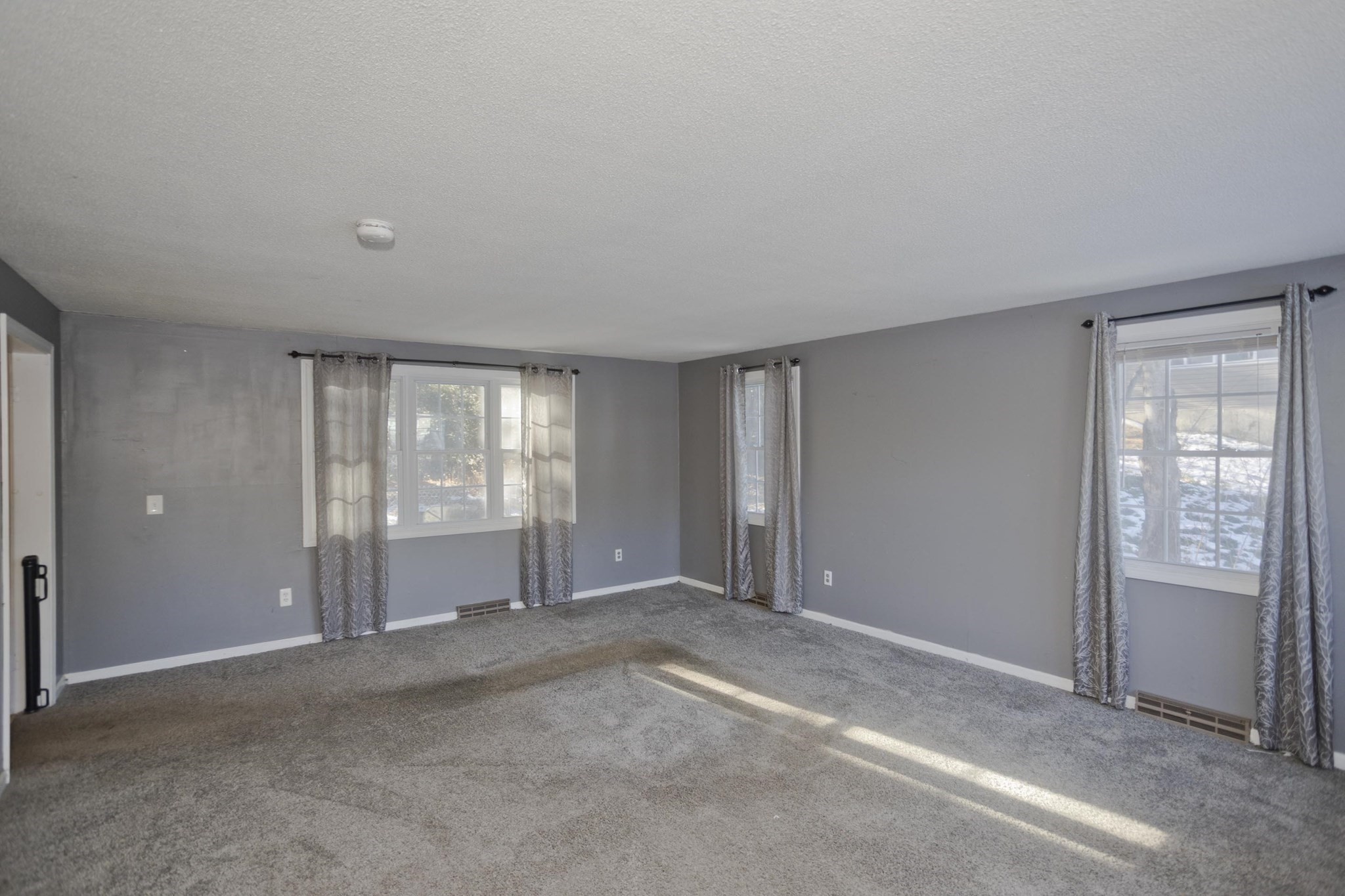 37 Middlebrook Dr, Springfield, MA 01129 - Image 16