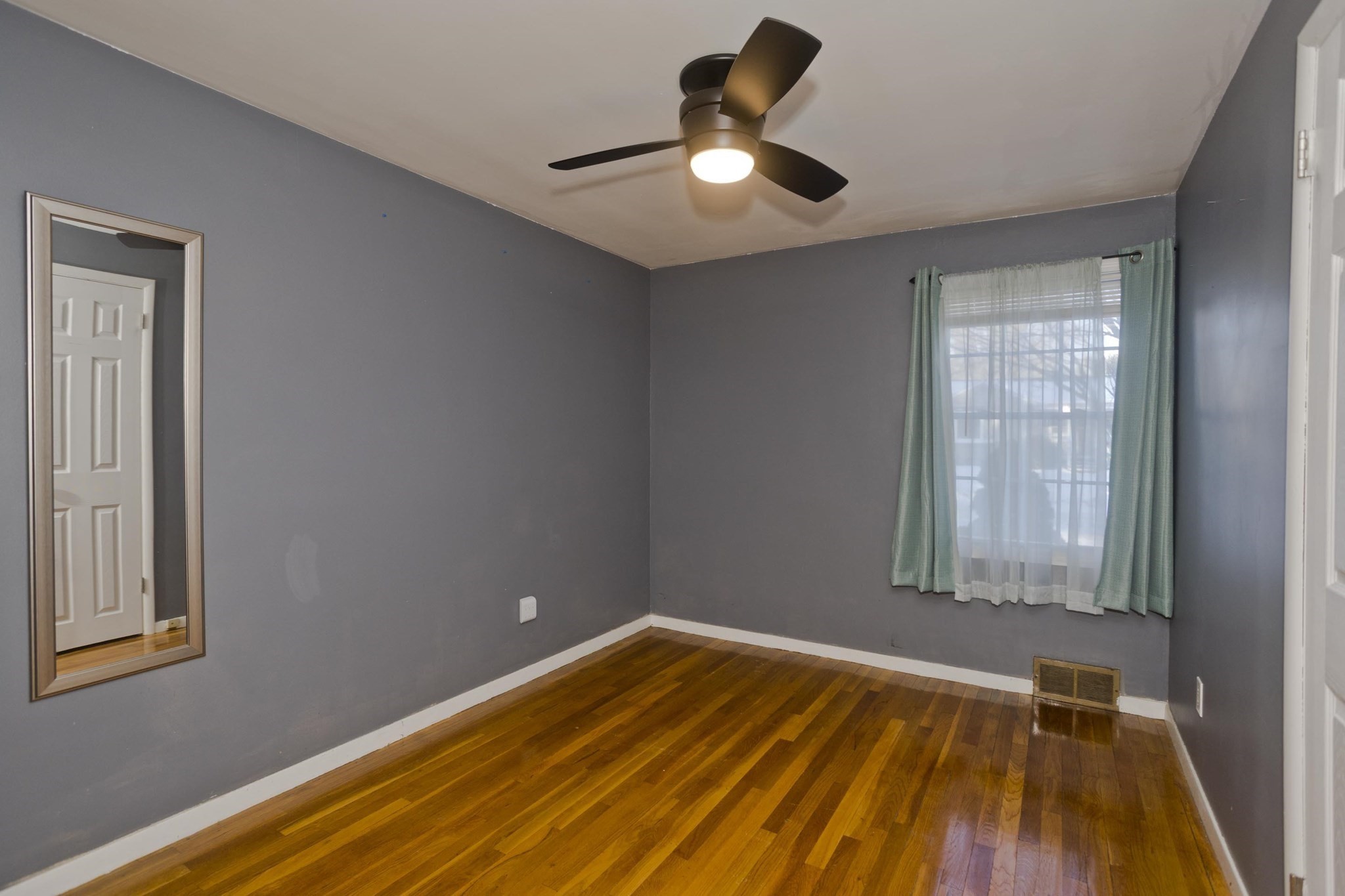 37 Middlebrook Dr, Springfield, MA 01129 - Image 19