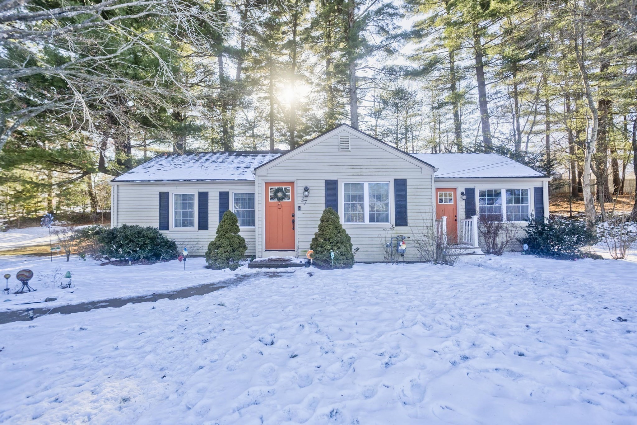 37 Middlebrook Dr, Springfield, MA 01129 - Image 3