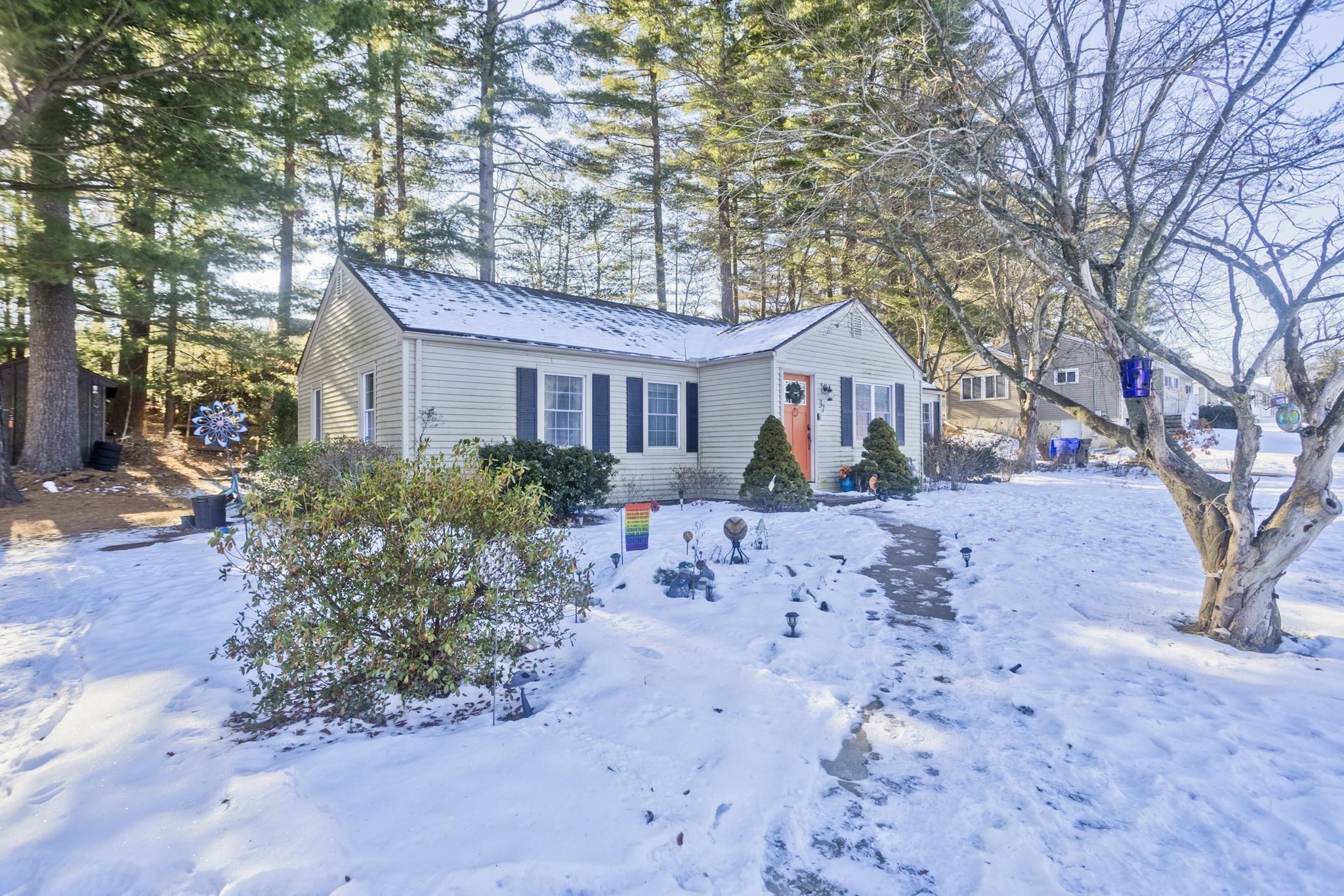 37 Middlebrook Dr, Springfield, MA 01129 - Image 4