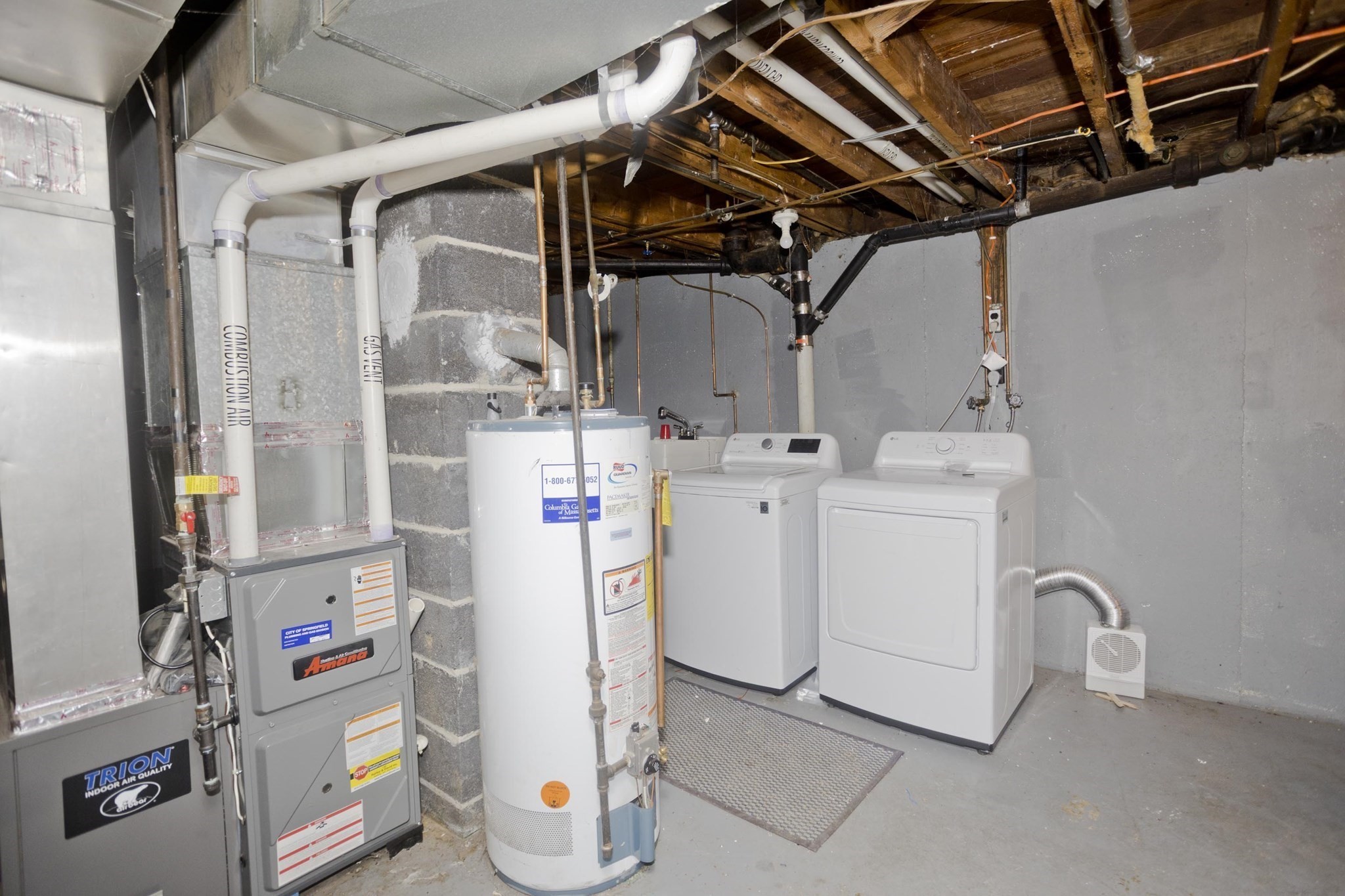 37 Middlebrook Dr, Springfield, MA 01129 - Image 32