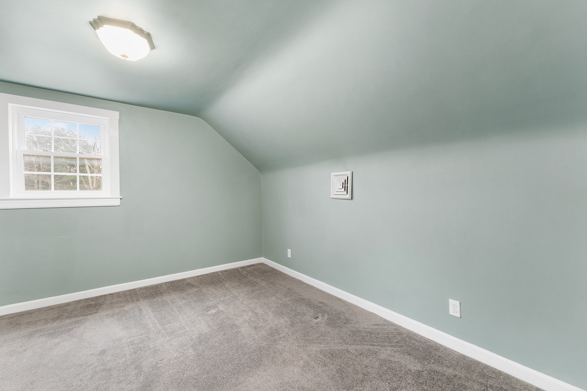 127 Old Millville Rd, Uxbridge, MA 01569 - Image 14