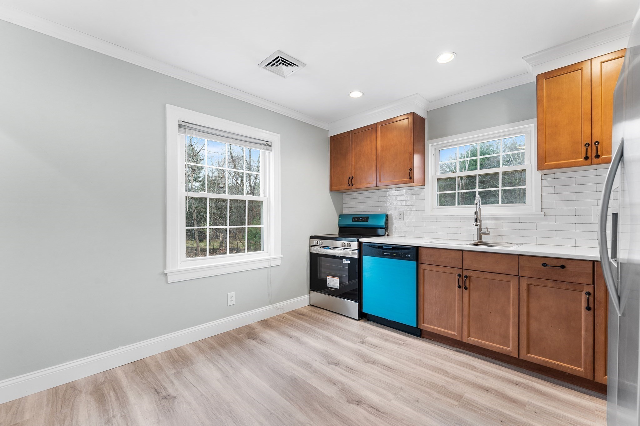 127 Old Millville Rd, Uxbridge, MA 01569 - Image 6