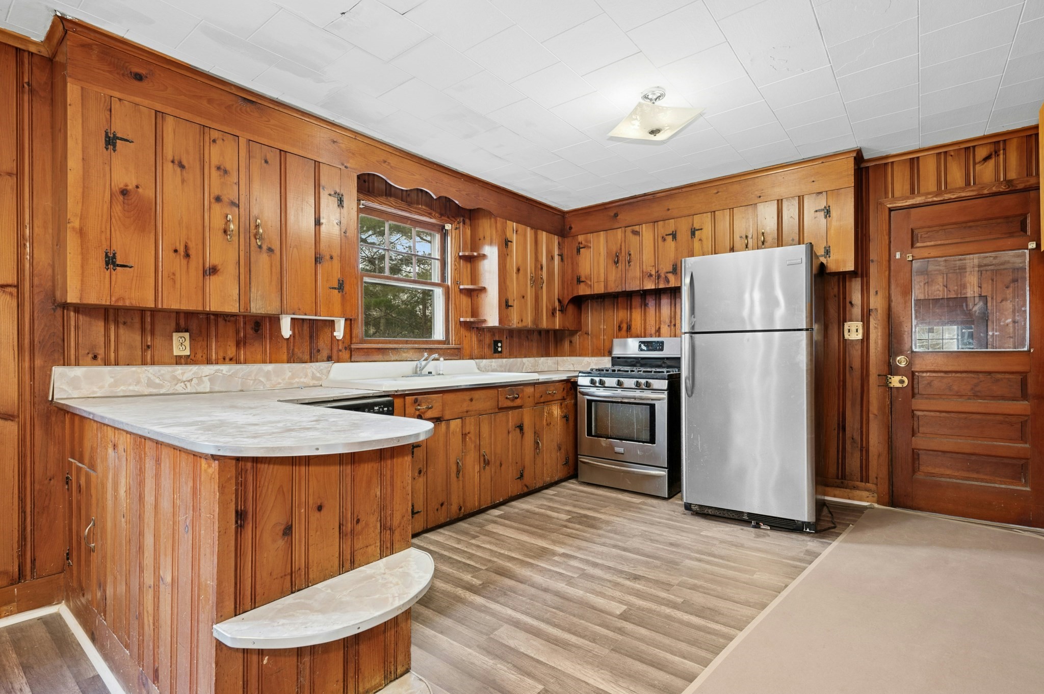 38 S Spencer Rd, Spencer, MA 01562 - Image 6
