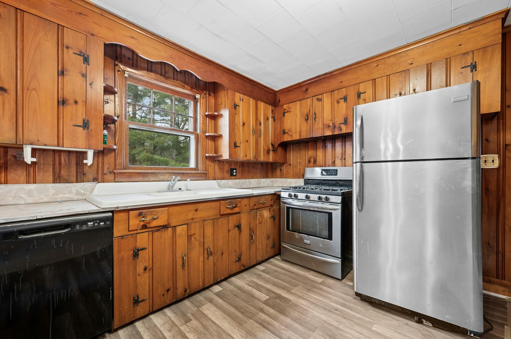 38 S Spencer Rd, Spencer, MA 01562 - Image 10
