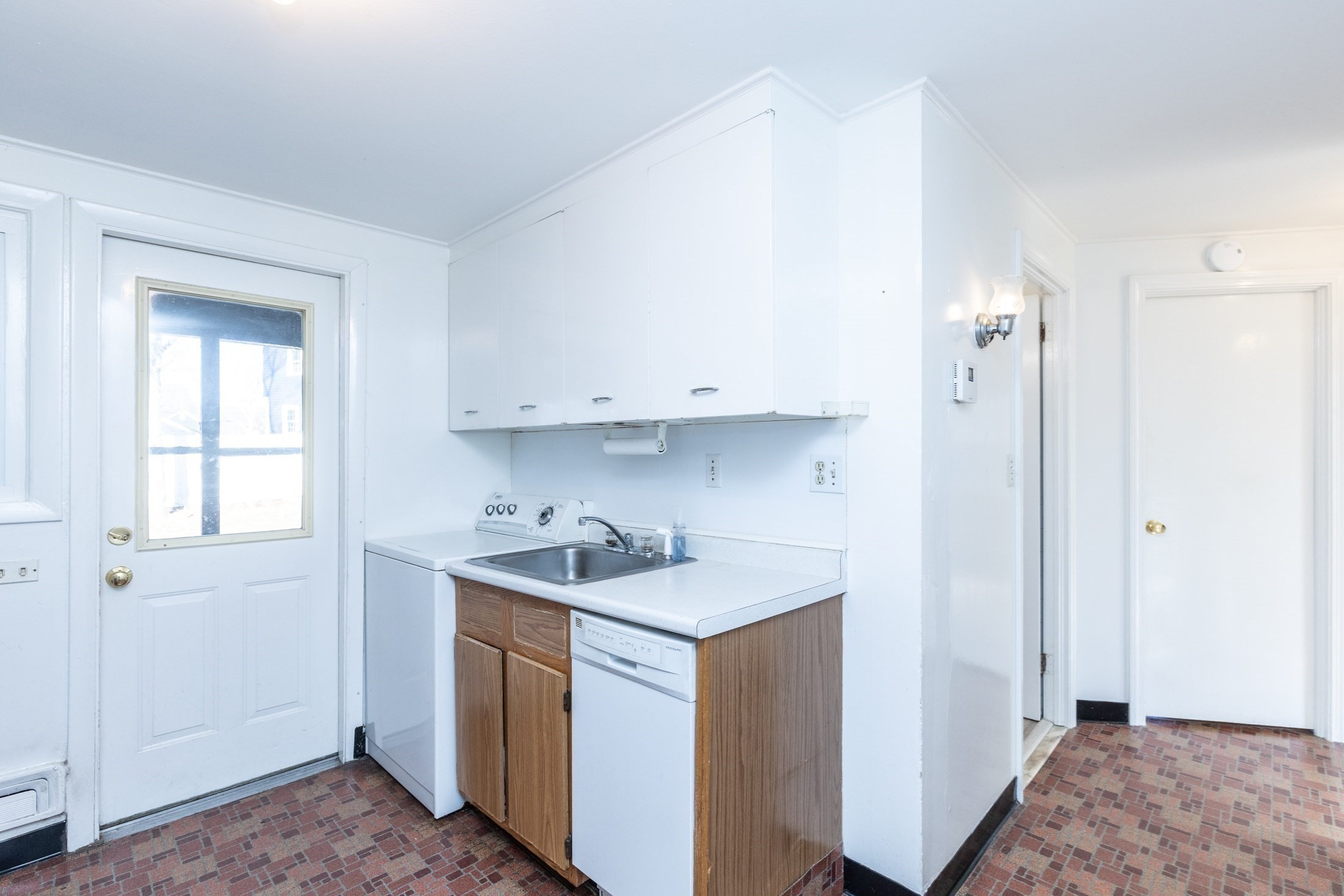 29 Woodedge Ave, Braintree, MA 02184 - Image 6