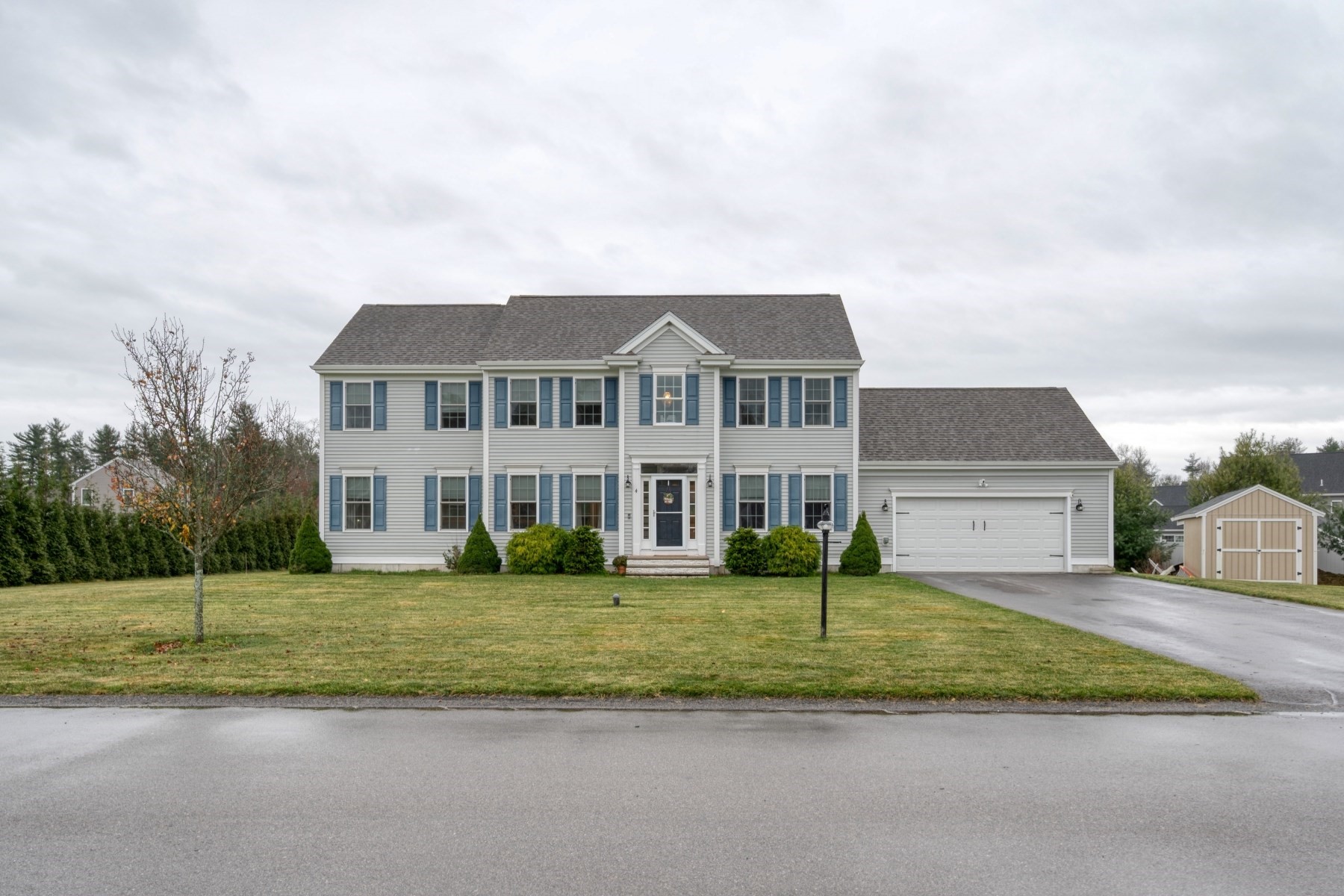 4 Sycamore Ln, Bridgewater, MA 02324