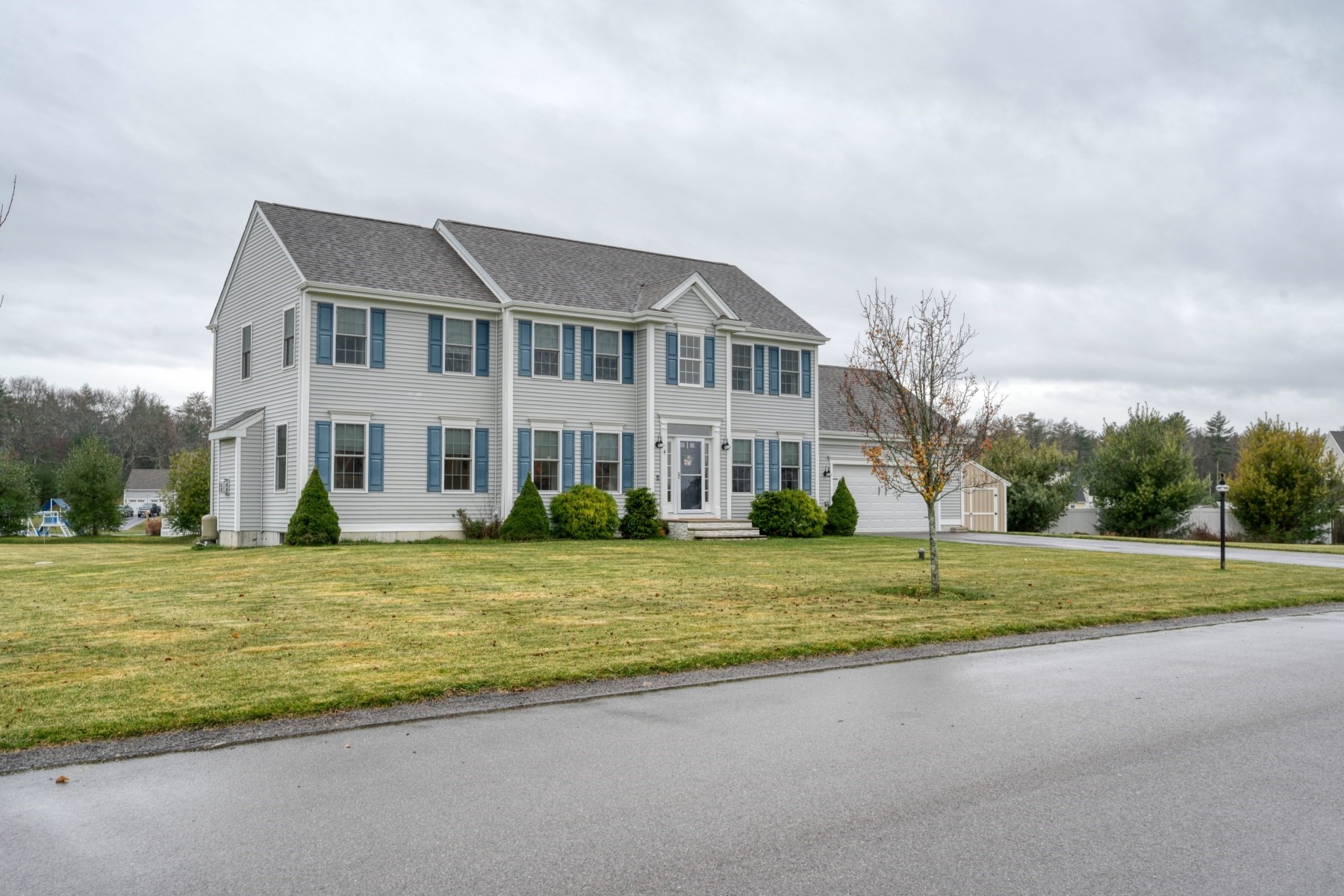 4 Sycamore Ln, Bridgewater, MA 02324 - Image 2