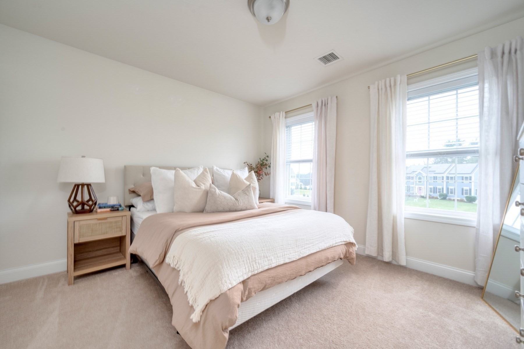 4 Sycamore Ln, Bridgewater, MA 02324 - Image 32