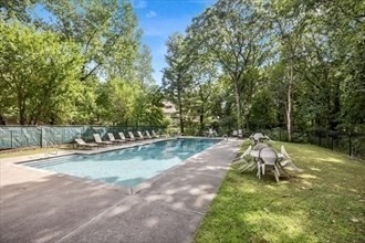 14 Saw Mill Brook Way Unit 14, Woburn, MA 01801 - Image 31