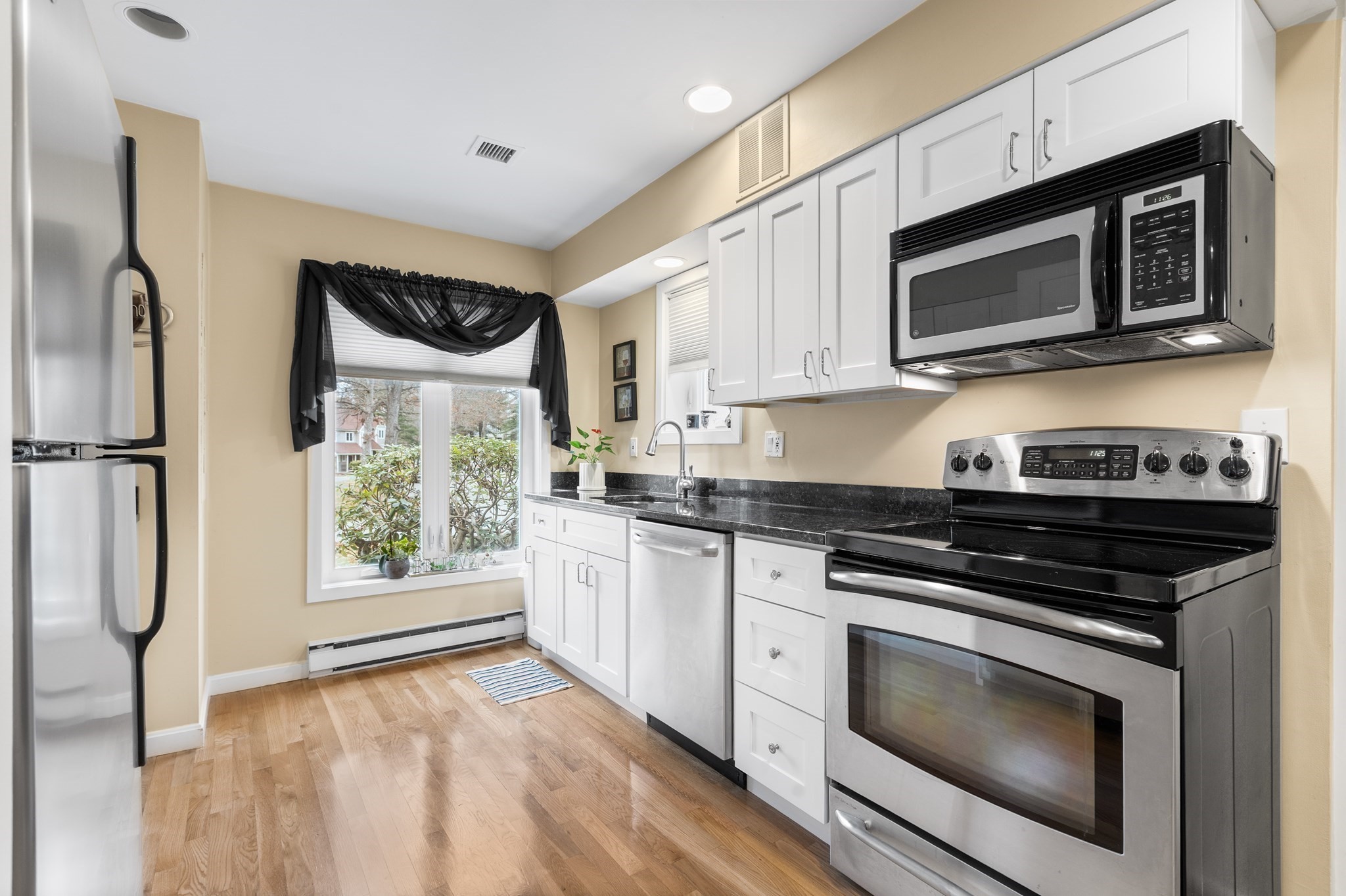 14 Saw Mill Brook Way Unit 14, Woburn, MA 01801 - Image 6