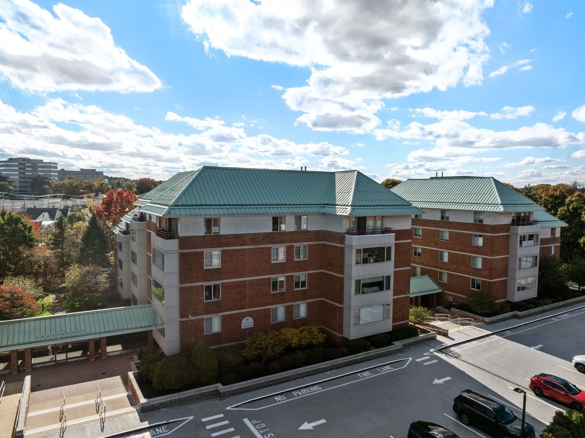 183 Oak St Unit 404, Newton, MA 02464 - Image 3