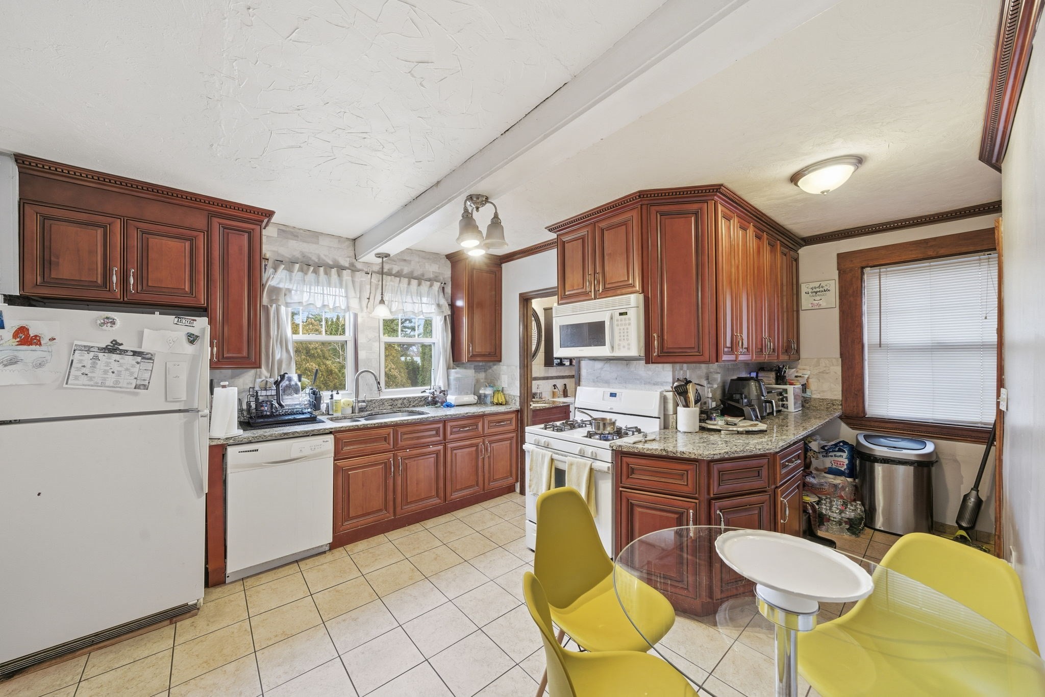 37 Albion St, Methuen, MA 01844 - Image 4