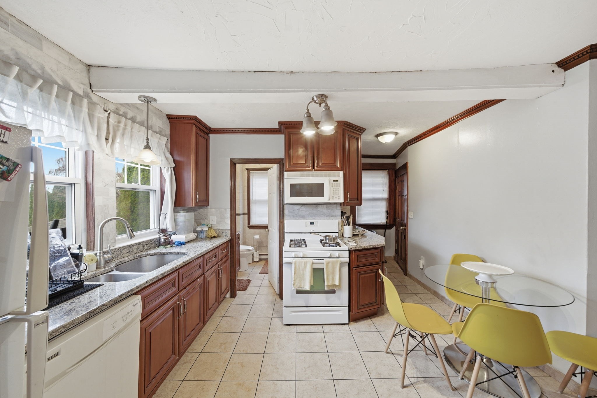 37 Albion St, Methuen, MA 01844 - Image 5