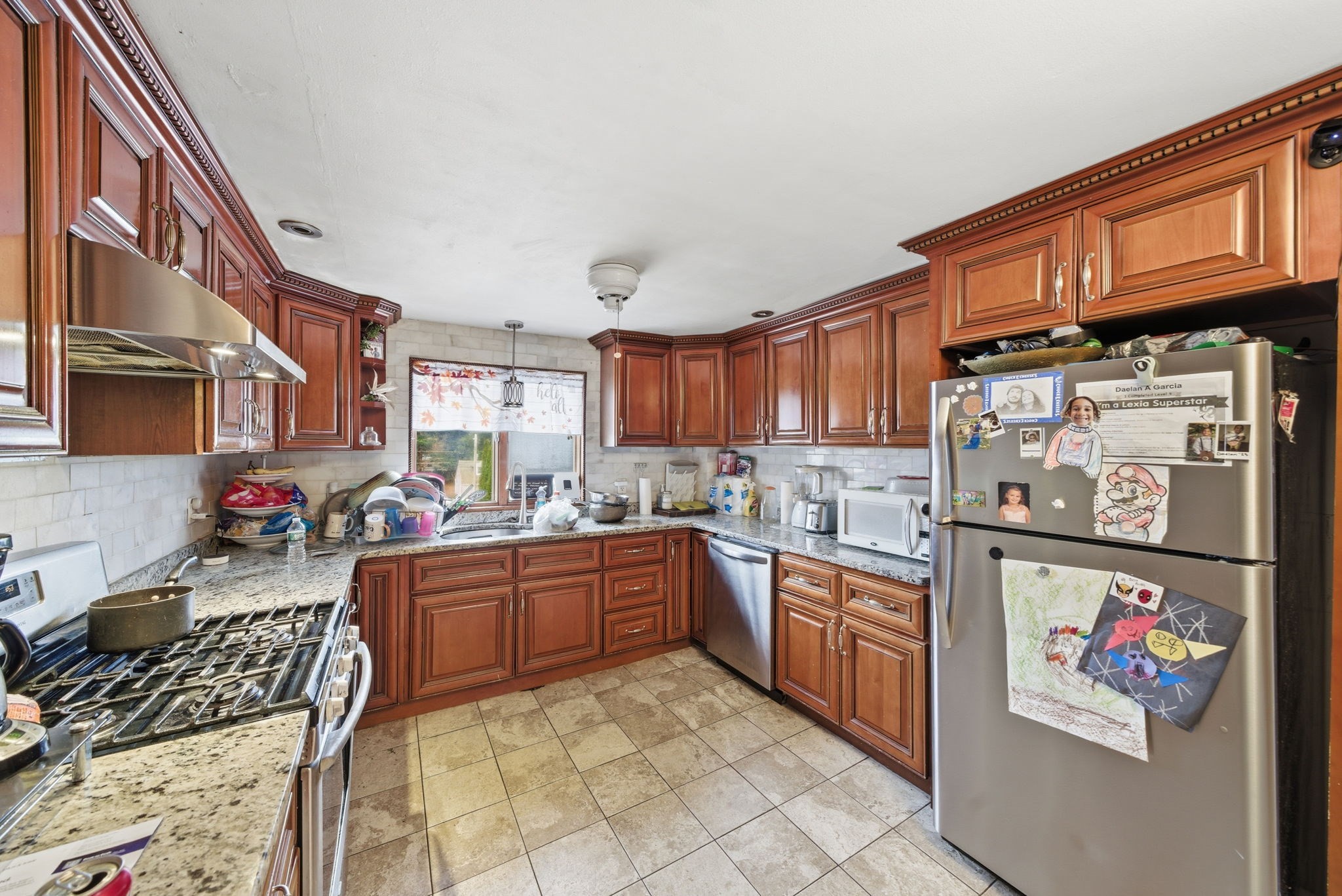 37 Albion St, Methuen, MA 01844 - Image 10
