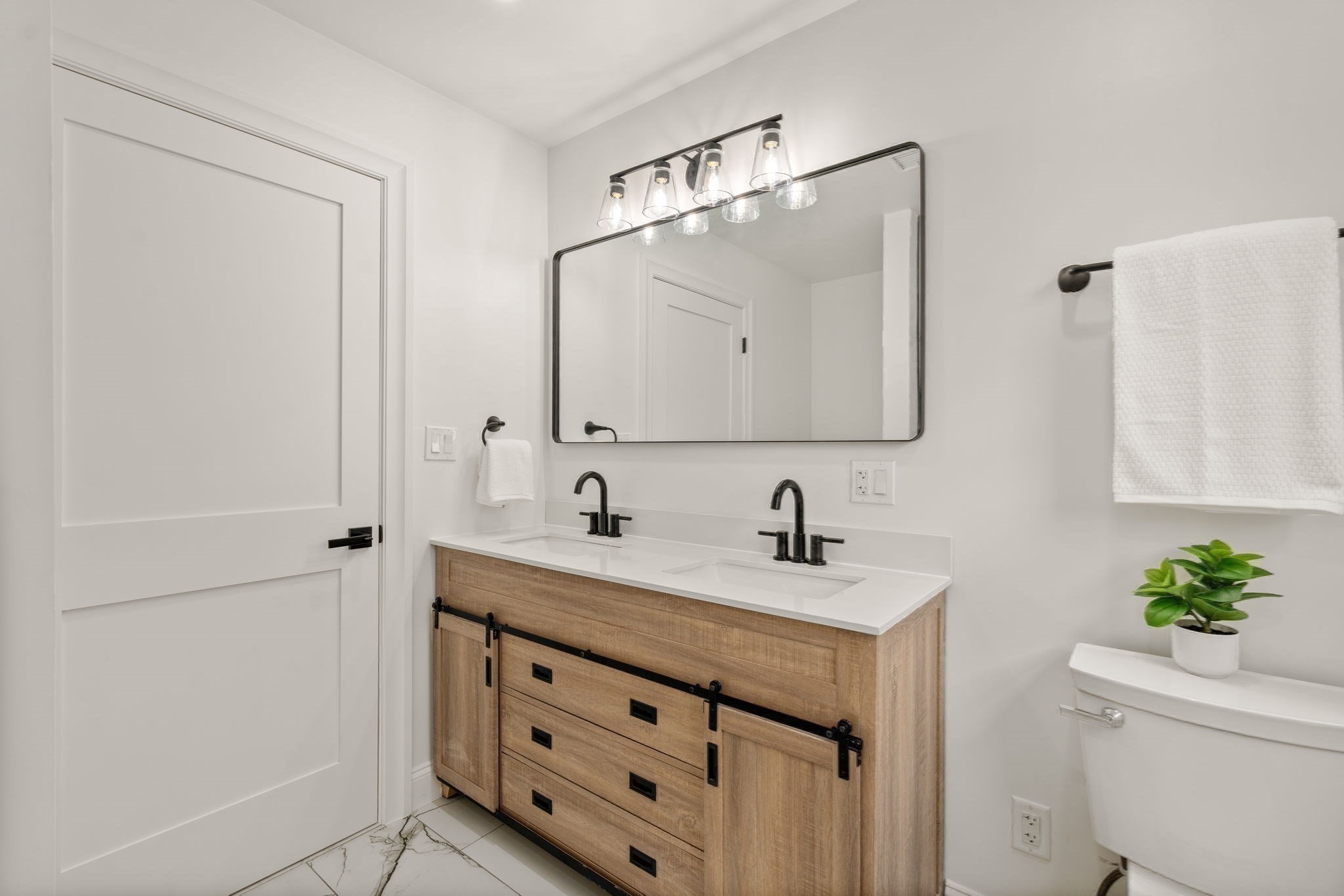 1427 Quincy Shore Dr, Quincy, MA 02169 - Image 18