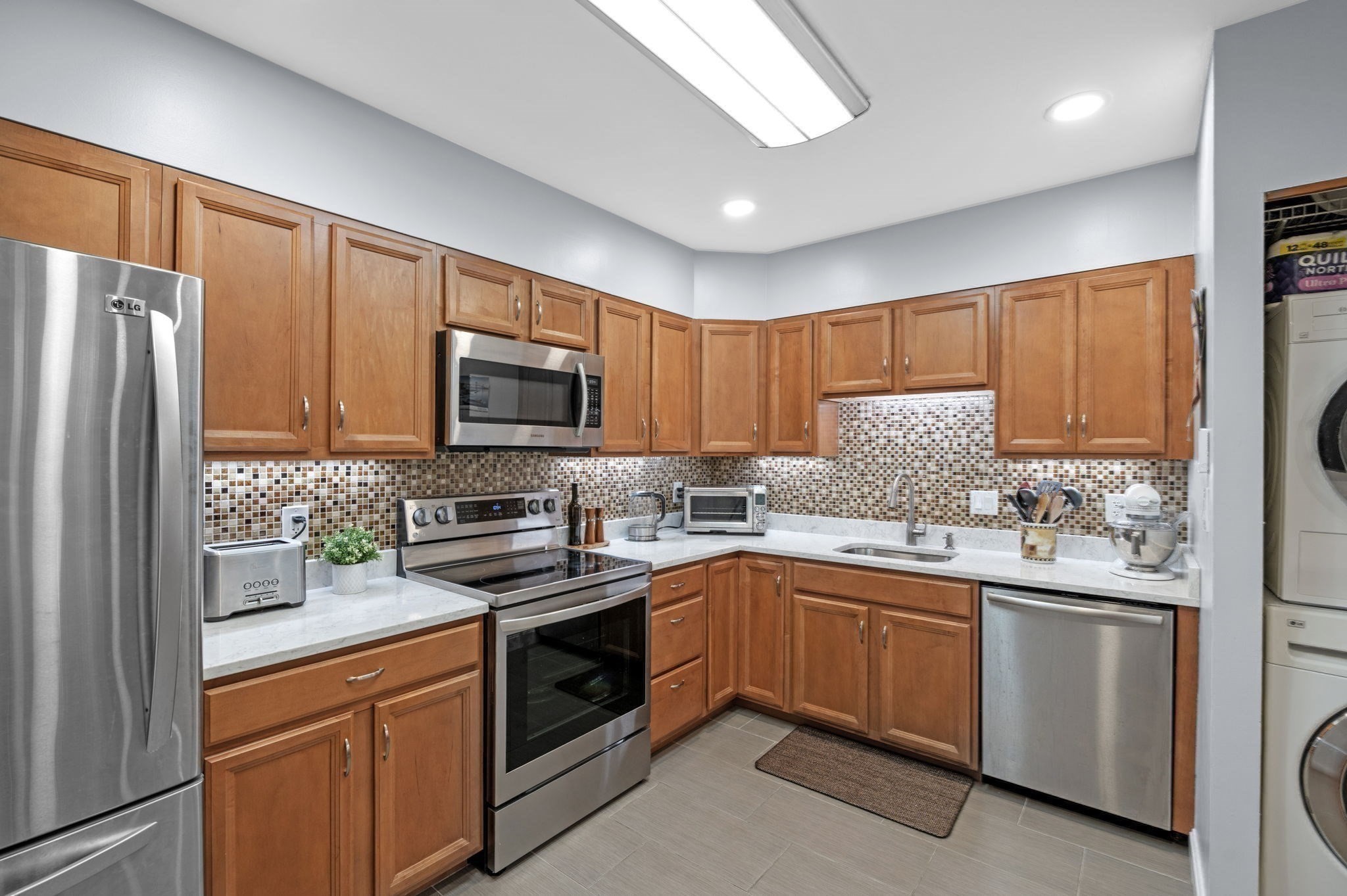 12 Chancery Court Unit 207, Lynn, MA 01902 - Image 19