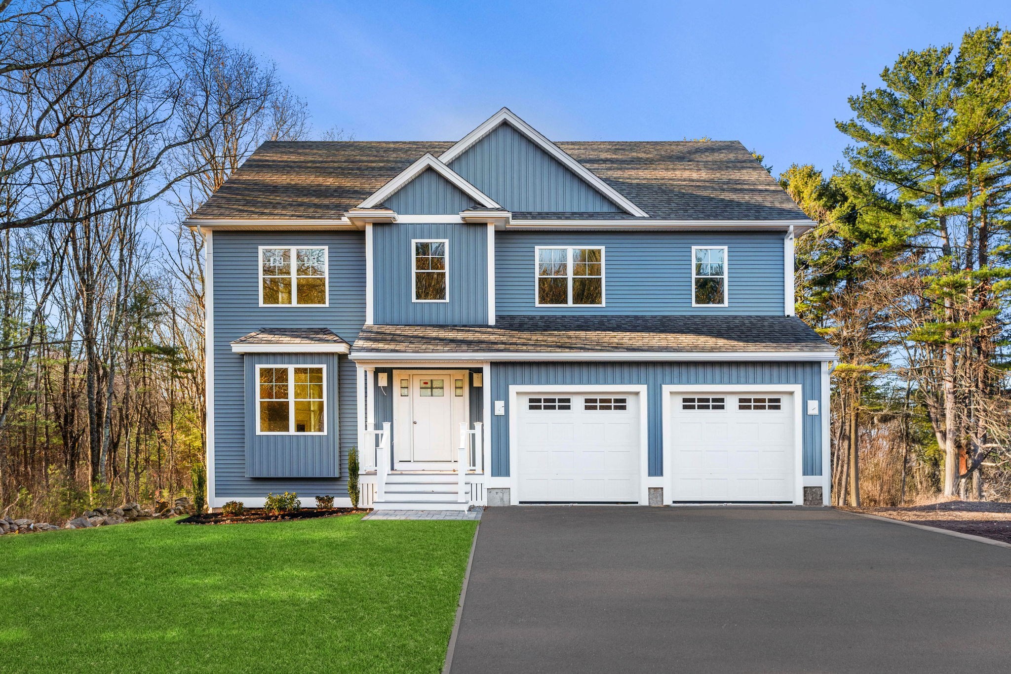 900 Livingston St, Tewksbury, MA 01876