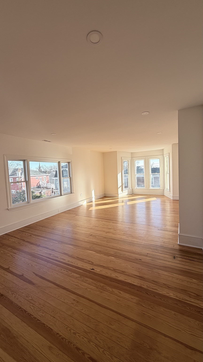 15 Varney, Lowell, MA 01854 - Image 32