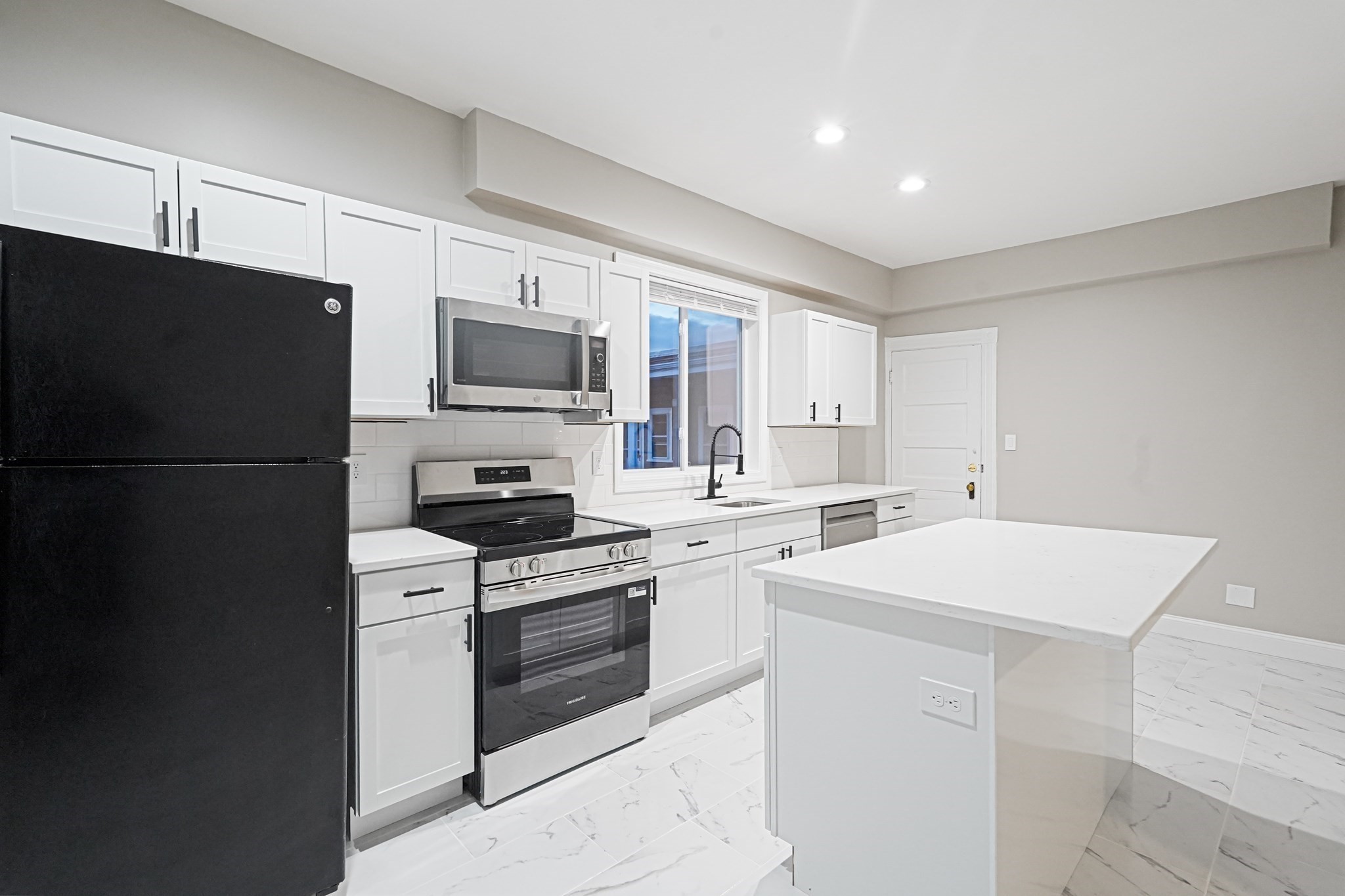 381 Adams St Unit 3, Dorchester, Boston, MA 02122 - Image 6