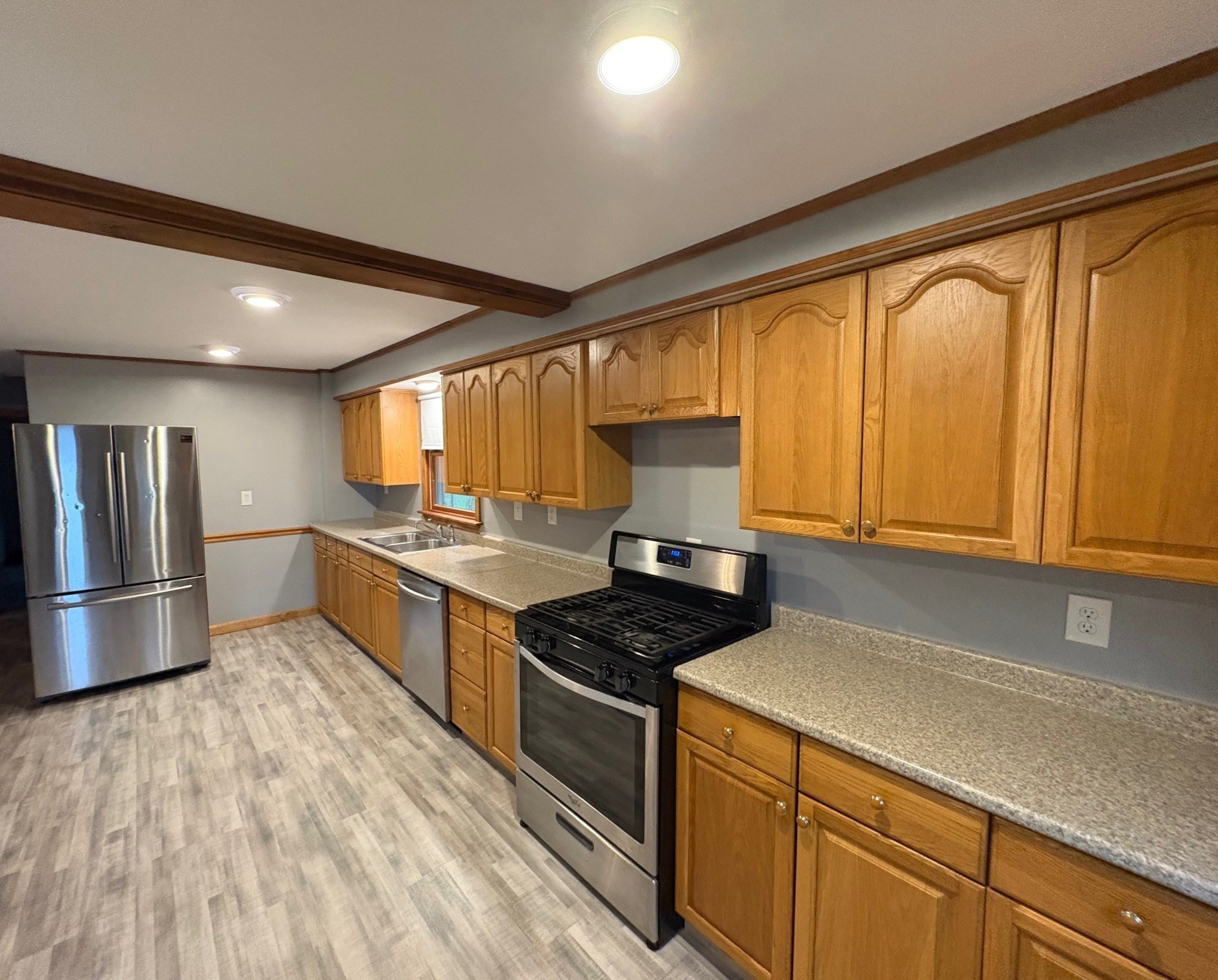 951 Dickinson St, Fall River, MA 02721 - Image 9