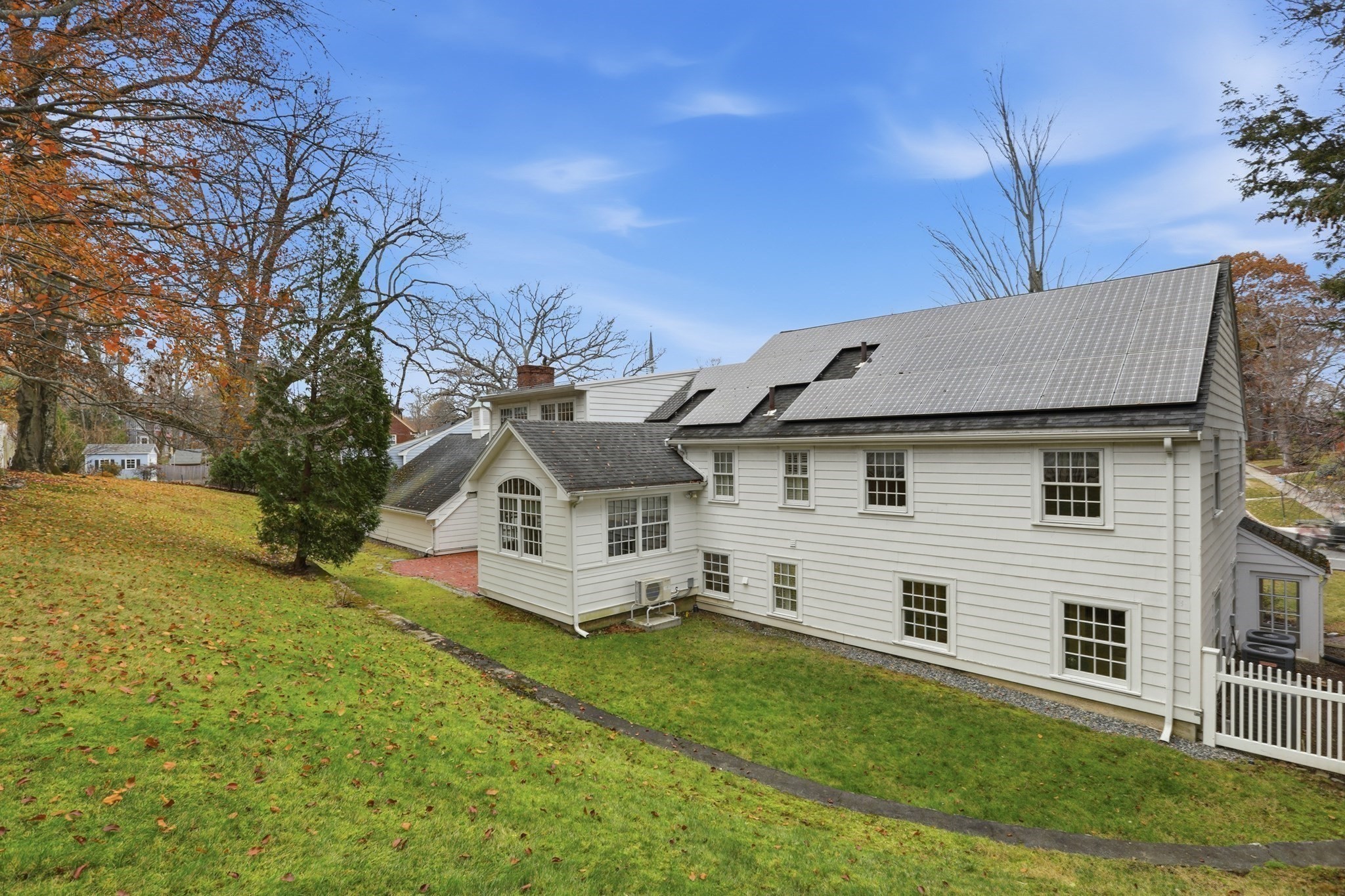 46 Church St, Winchester, MA 01890