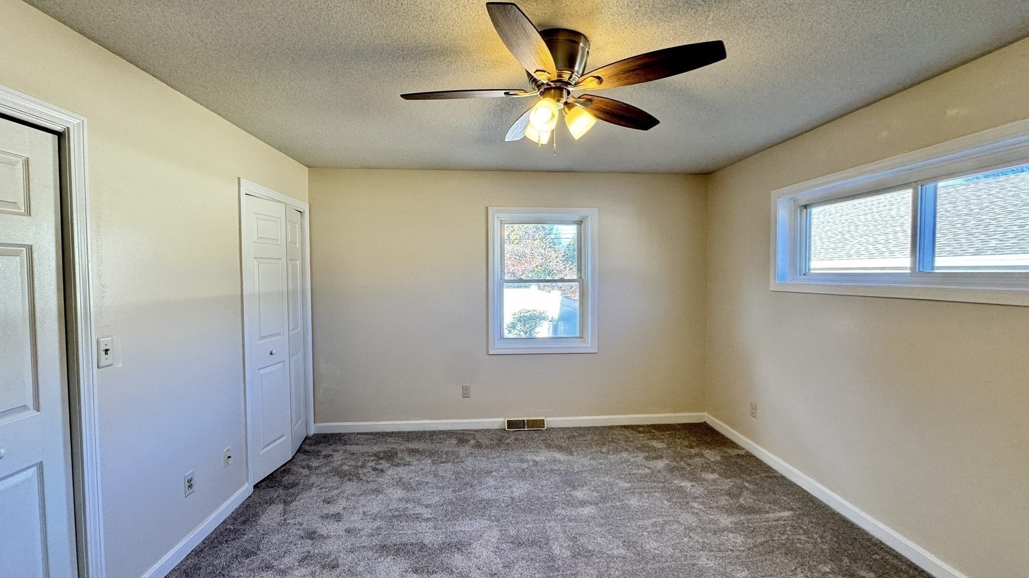 16 Collins St Unit 16, Chicopee, MA 01022 - Image 14