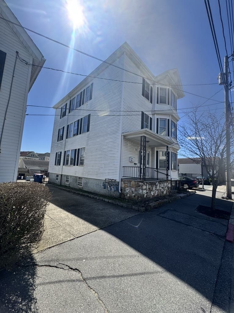 136 Dartmouth St, New Bedford, MA 02740 - Image 2