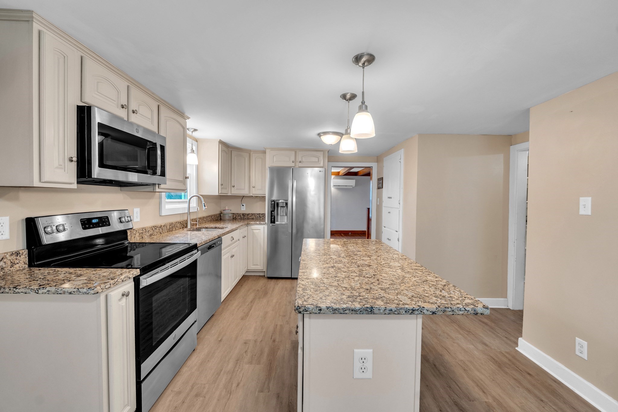 94 Newell Ave, Southbridge, MA 01550 - Image 11