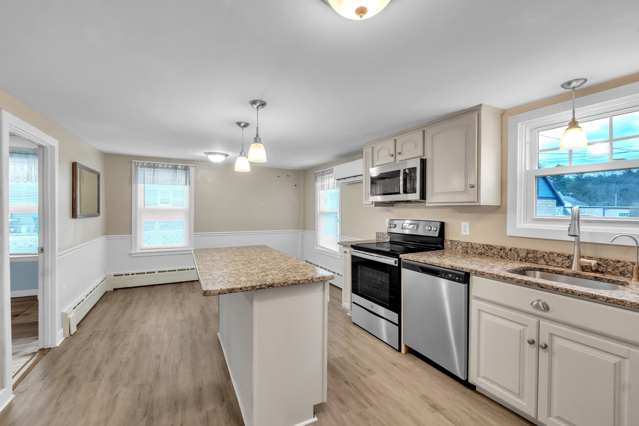 94 Newell Ave, Southbridge, MA 01550 - Image 8