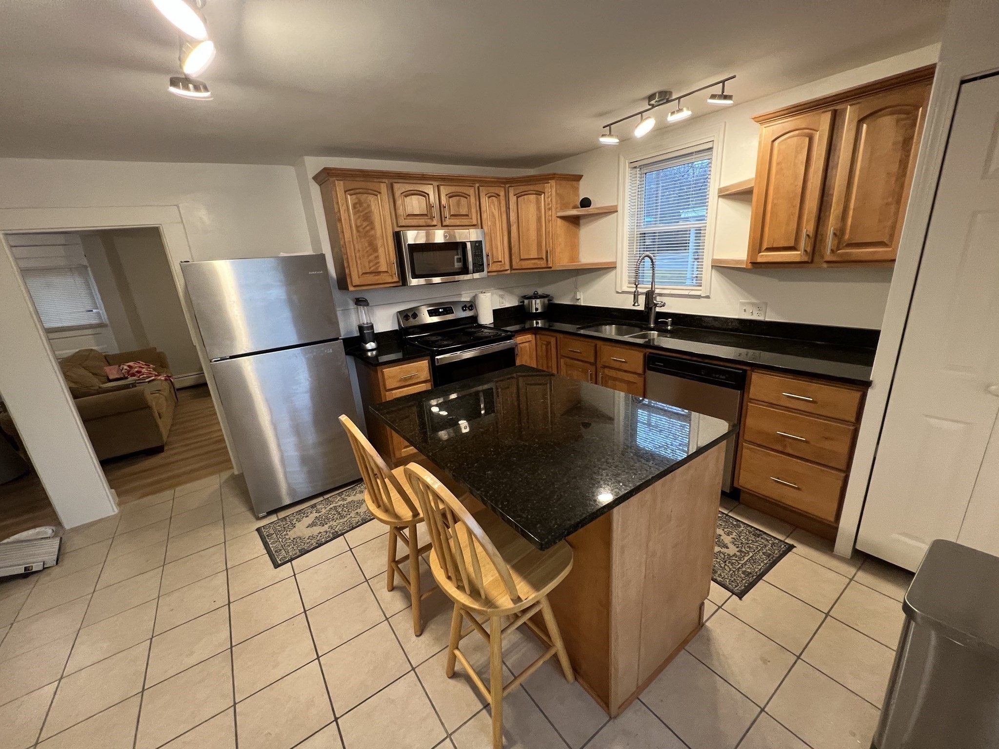 17 Main Unit A, Sutton, MA 01590 - Image 9