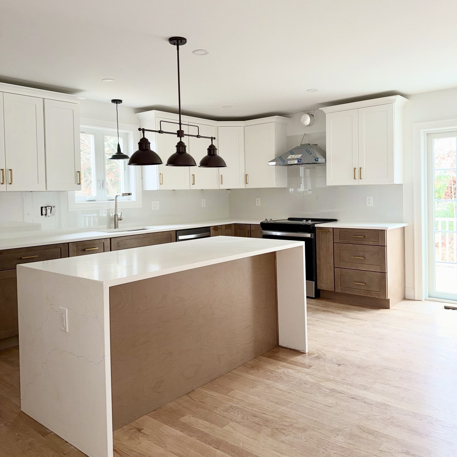 580 Broad St Unit 2, Bridgewater, MA 02324 - Image 2