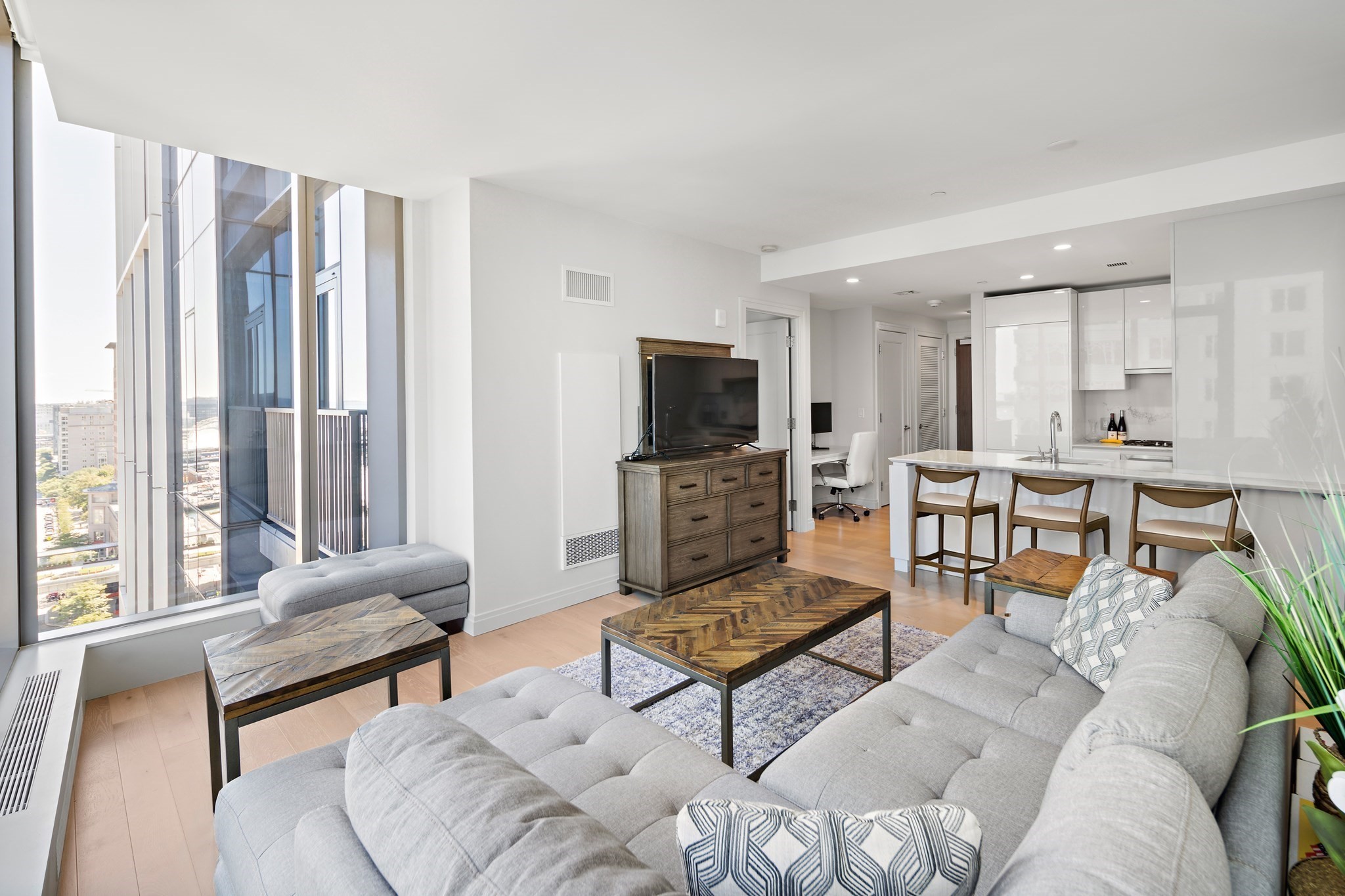 133 Seaport Blvd Unit 1710, Seaport, Boston, MA 02210