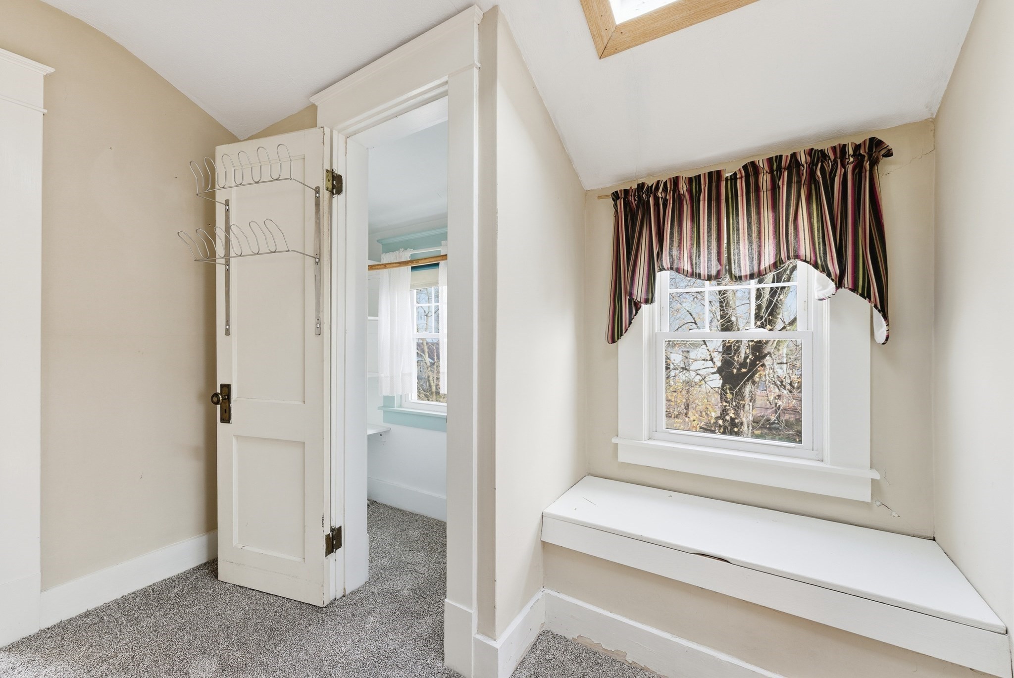 63 Webber St, Springfield, MA 01108 - Image 25