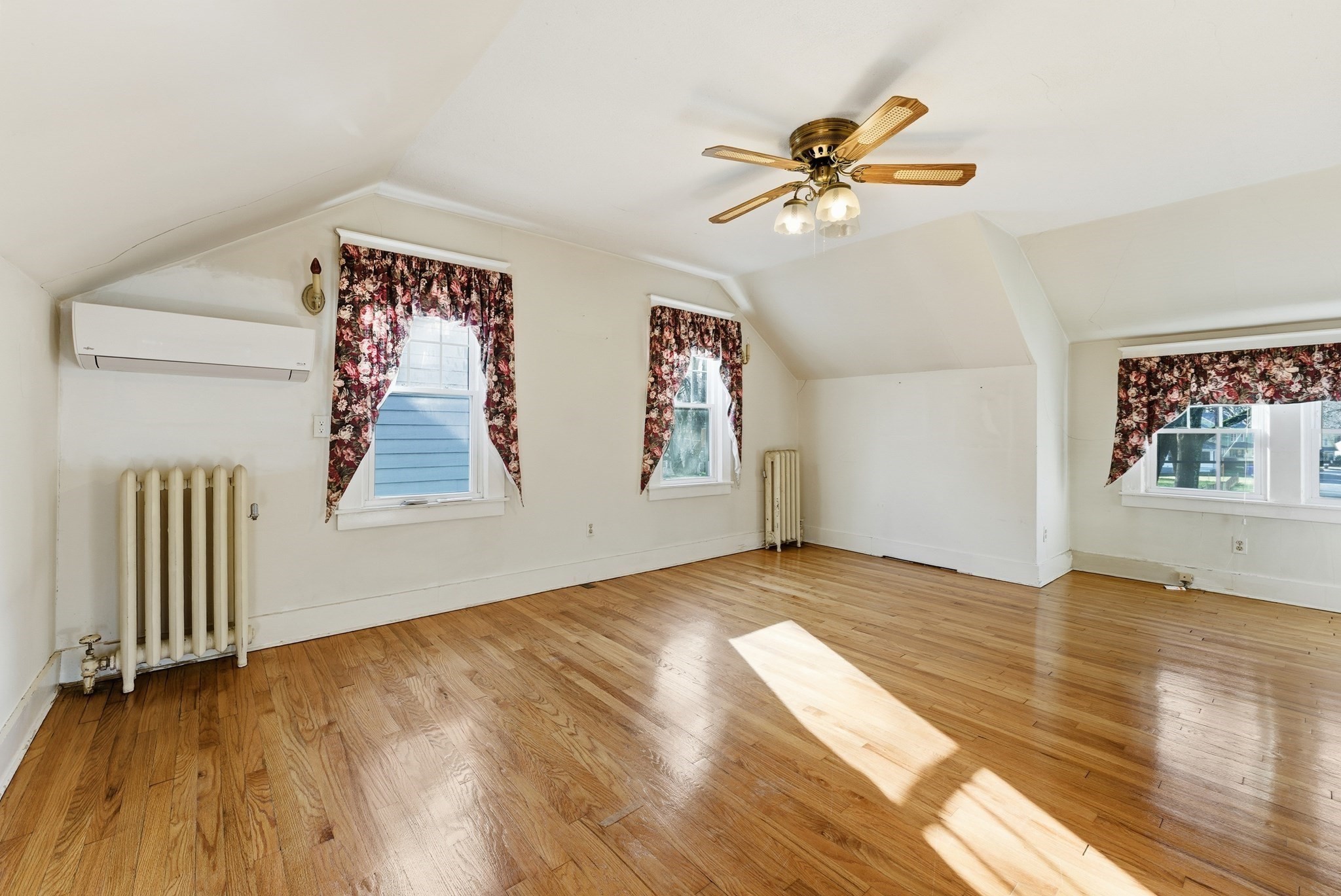 63 Webber St, Springfield, MA 01108 - Image 26