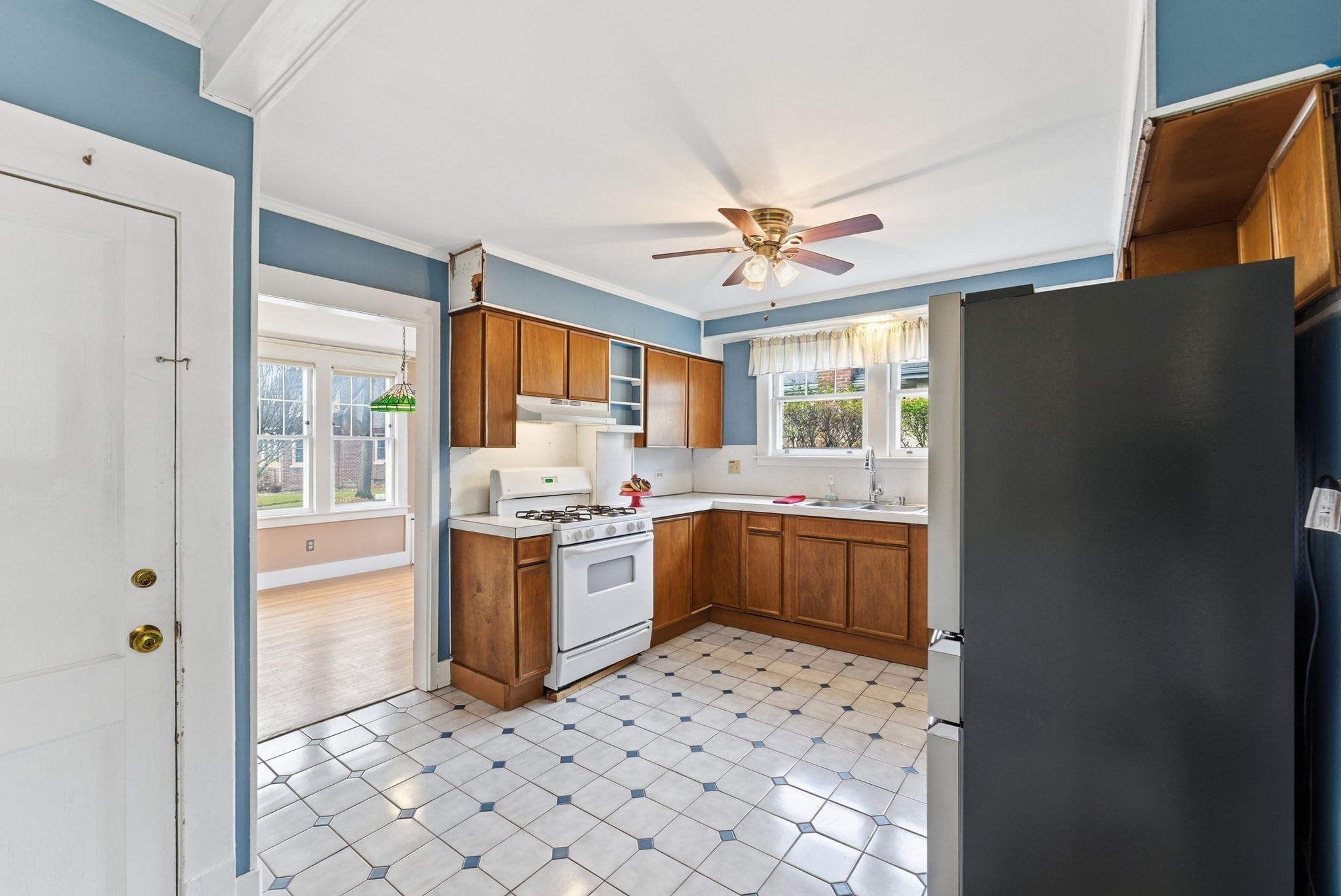 63 Webber St, Springfield, MA 01108 - Image 10